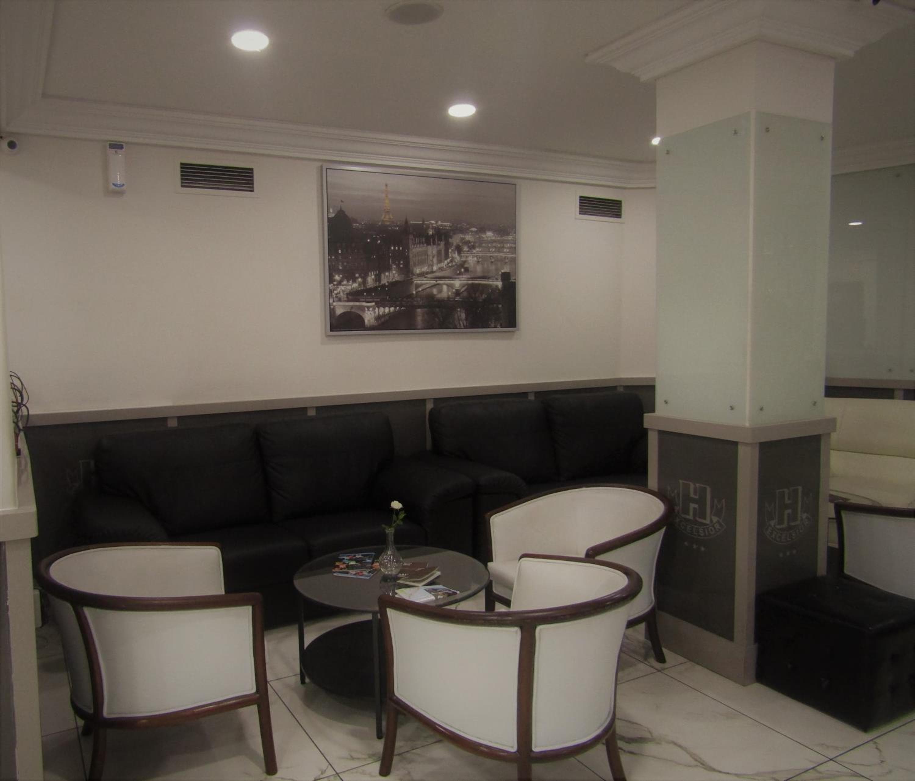 Hotel Excelsior — 21