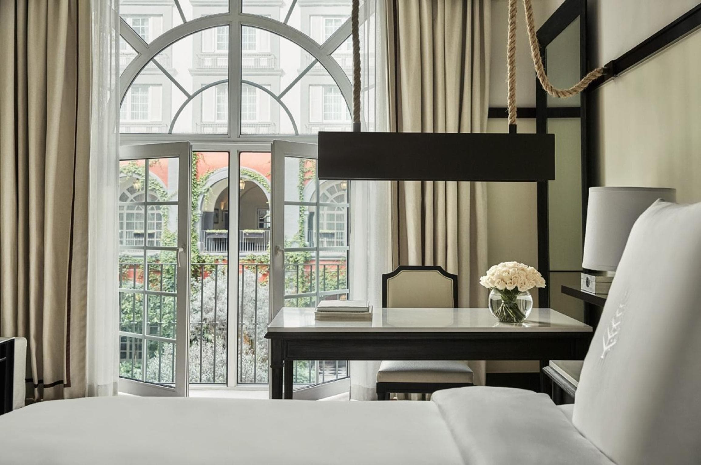 Four Seasons Hotel Mexico City — 6