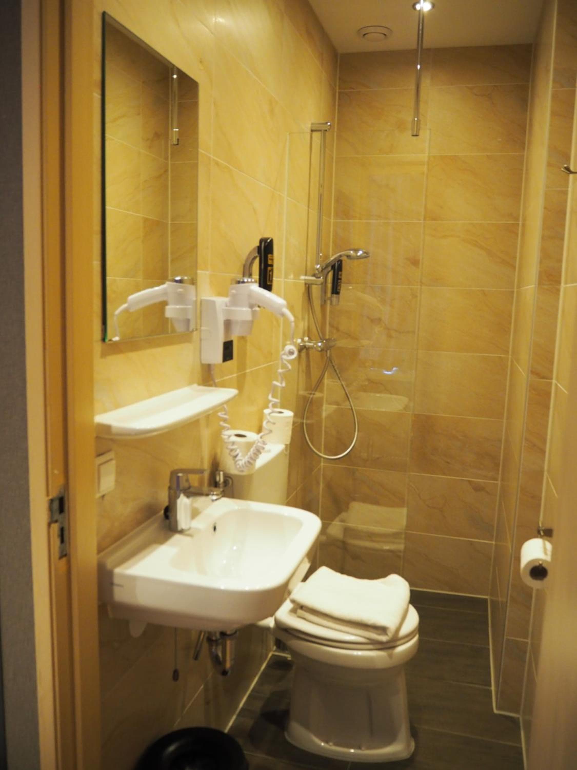 Hotel Aston City — 23