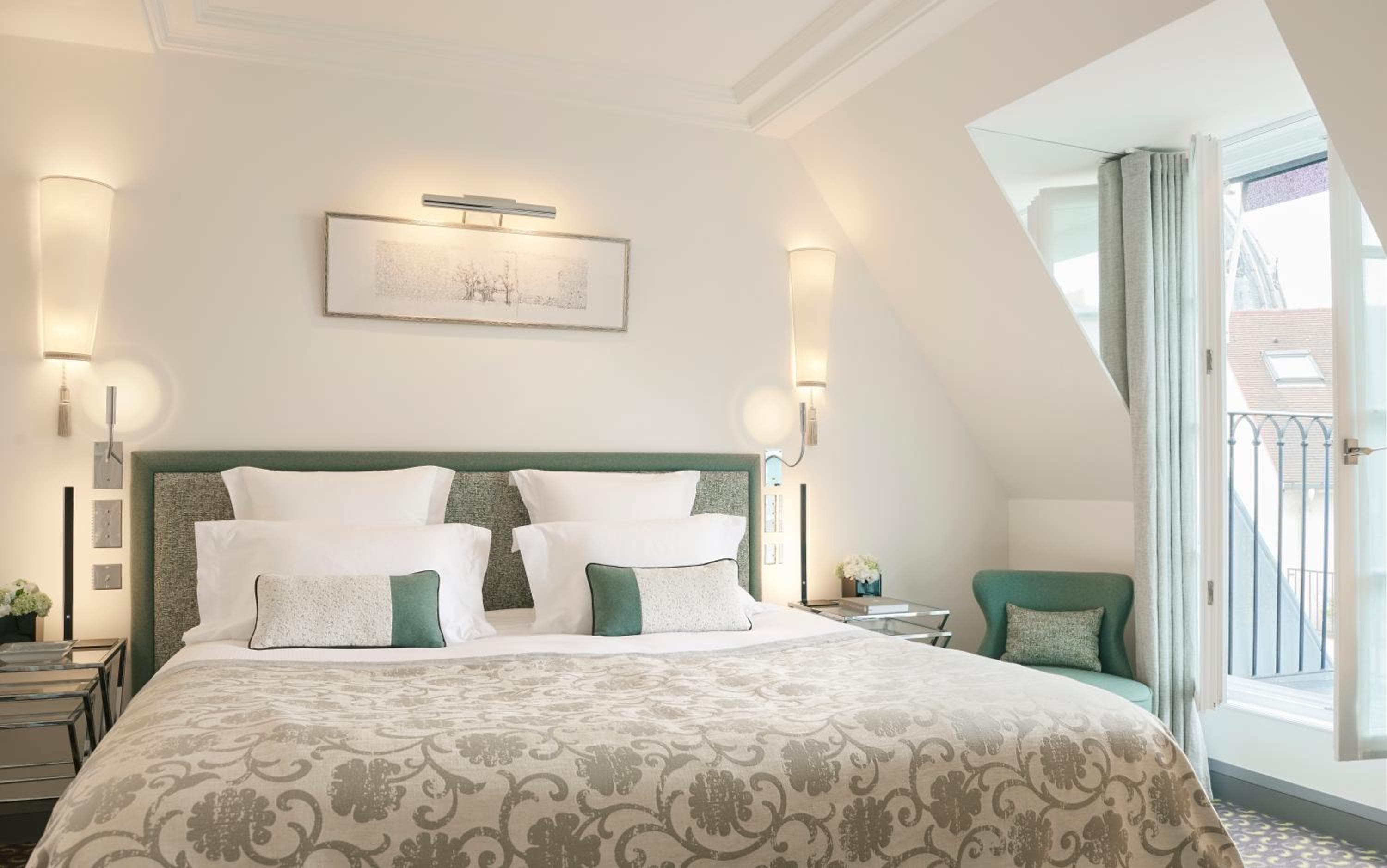 Le Burgundy Paris — 6