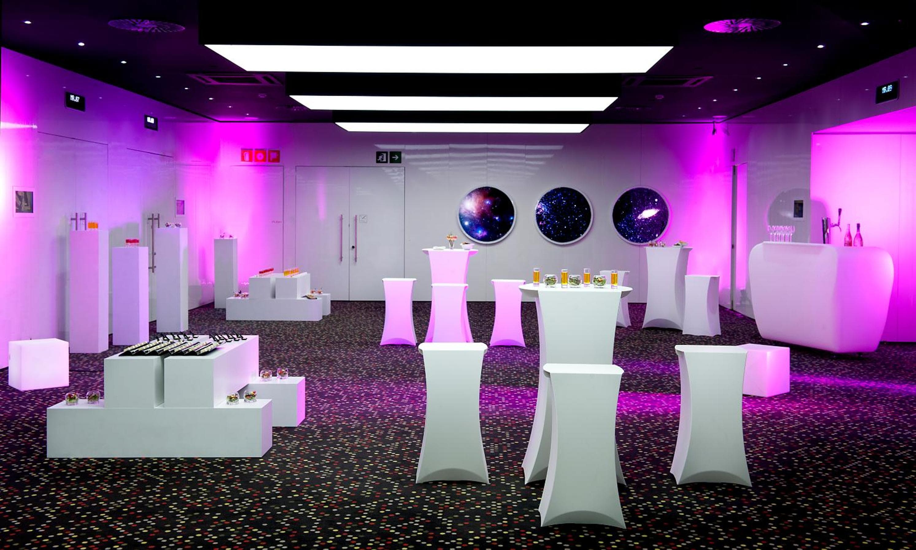 Barceló Sants — 24