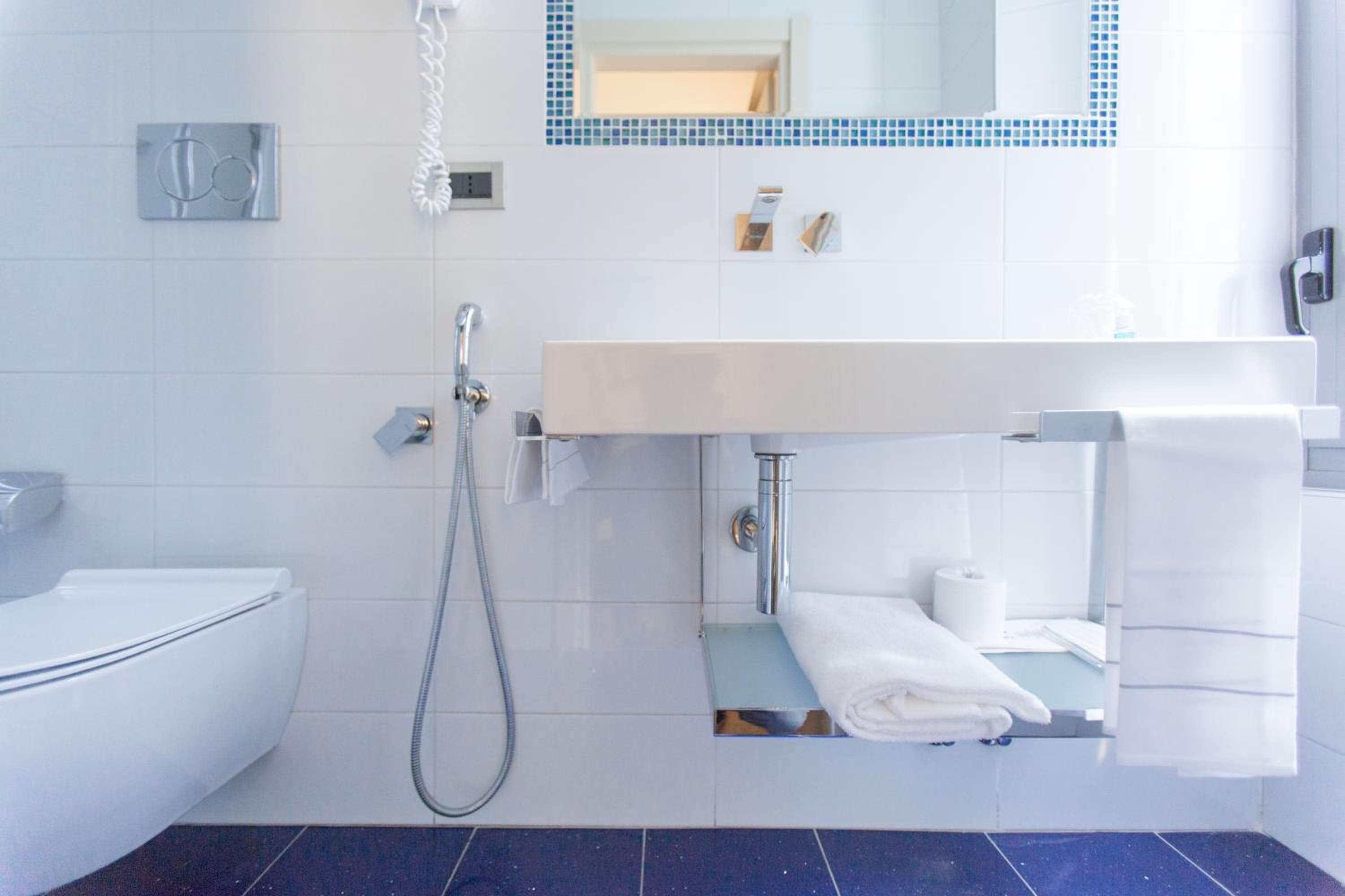 Hotel Piacenza — 18