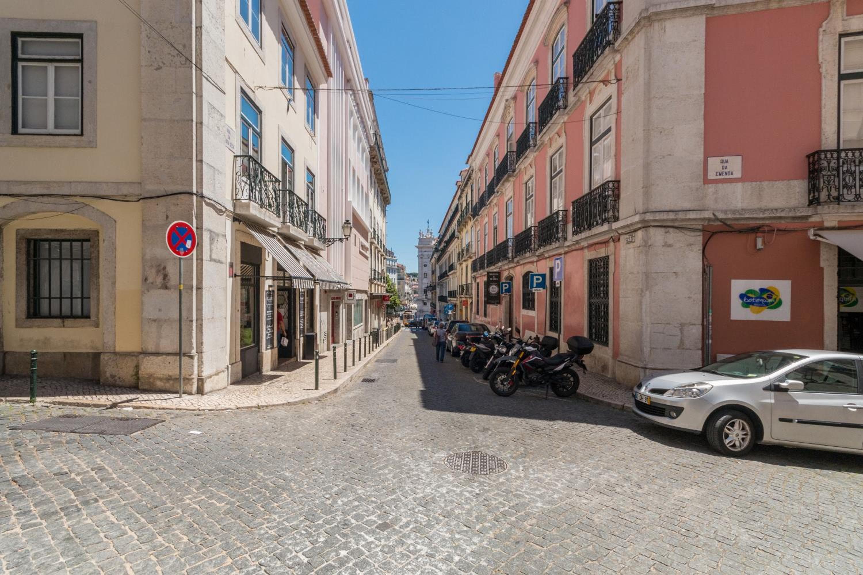 Chiado 44 — 9