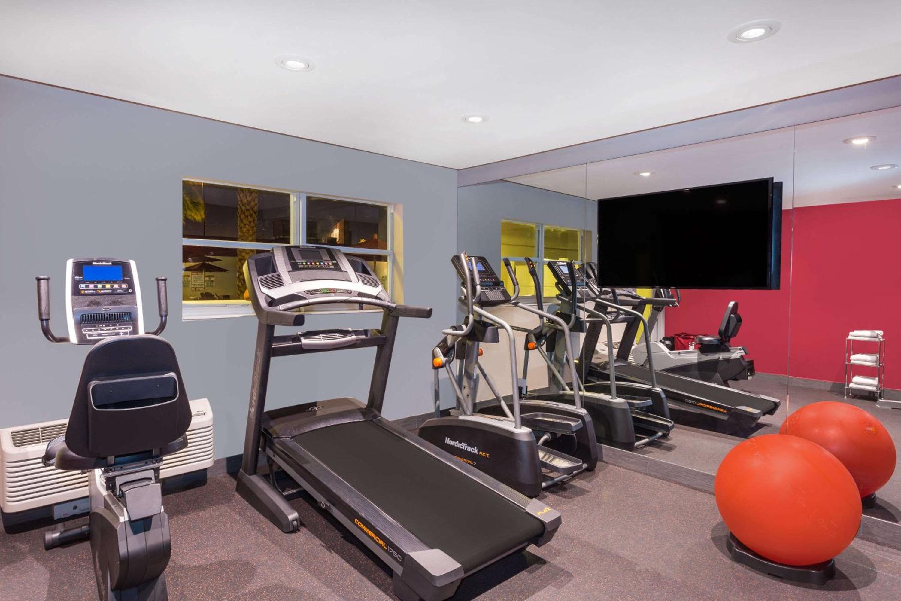 Ramada by Wyndham Miami Springs/Miami International Airport — 15