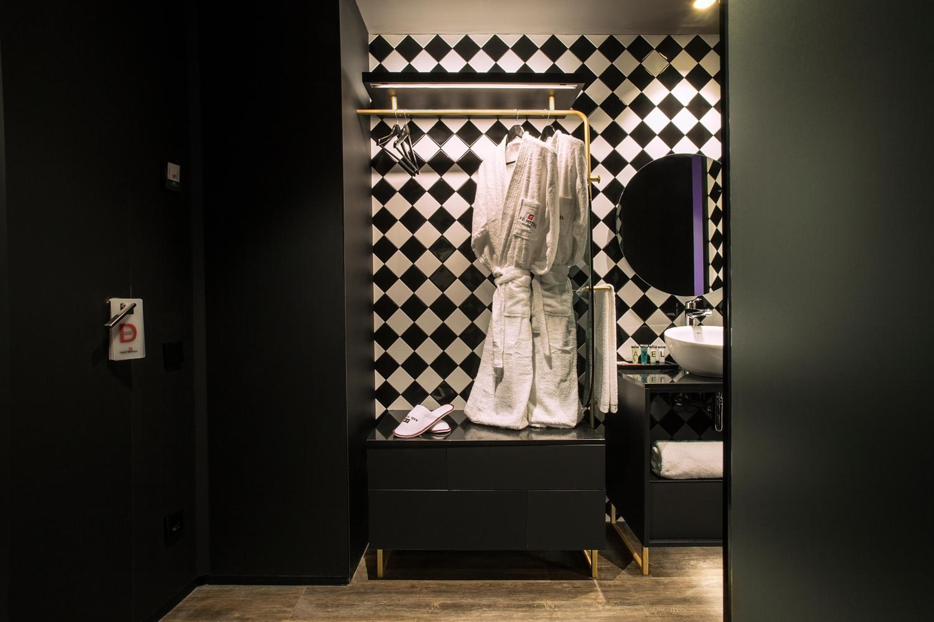 Axel Hotel Madrid - Adults Only hotel, Atocha, 49, Madrid, Spain — photo 20