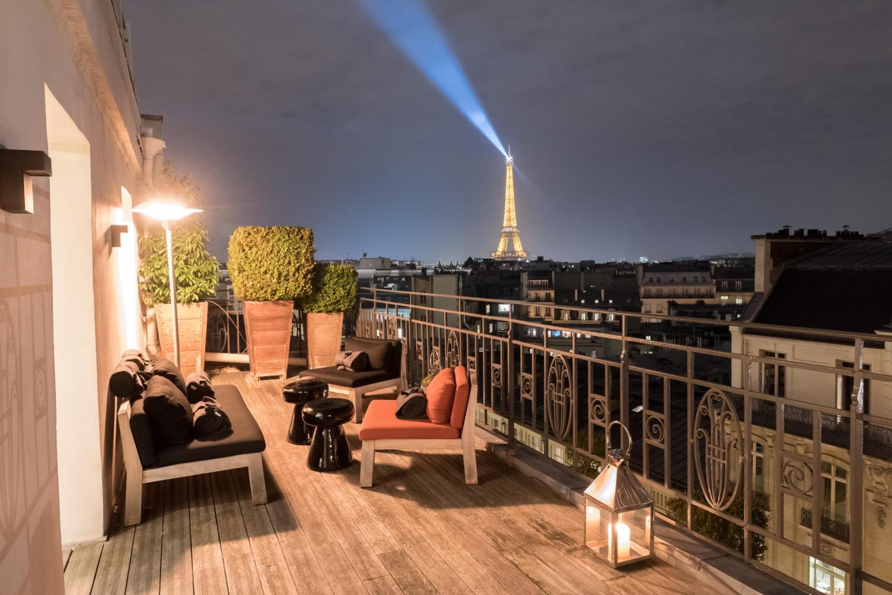 Hotel Marignan Champs-Elysées — 14