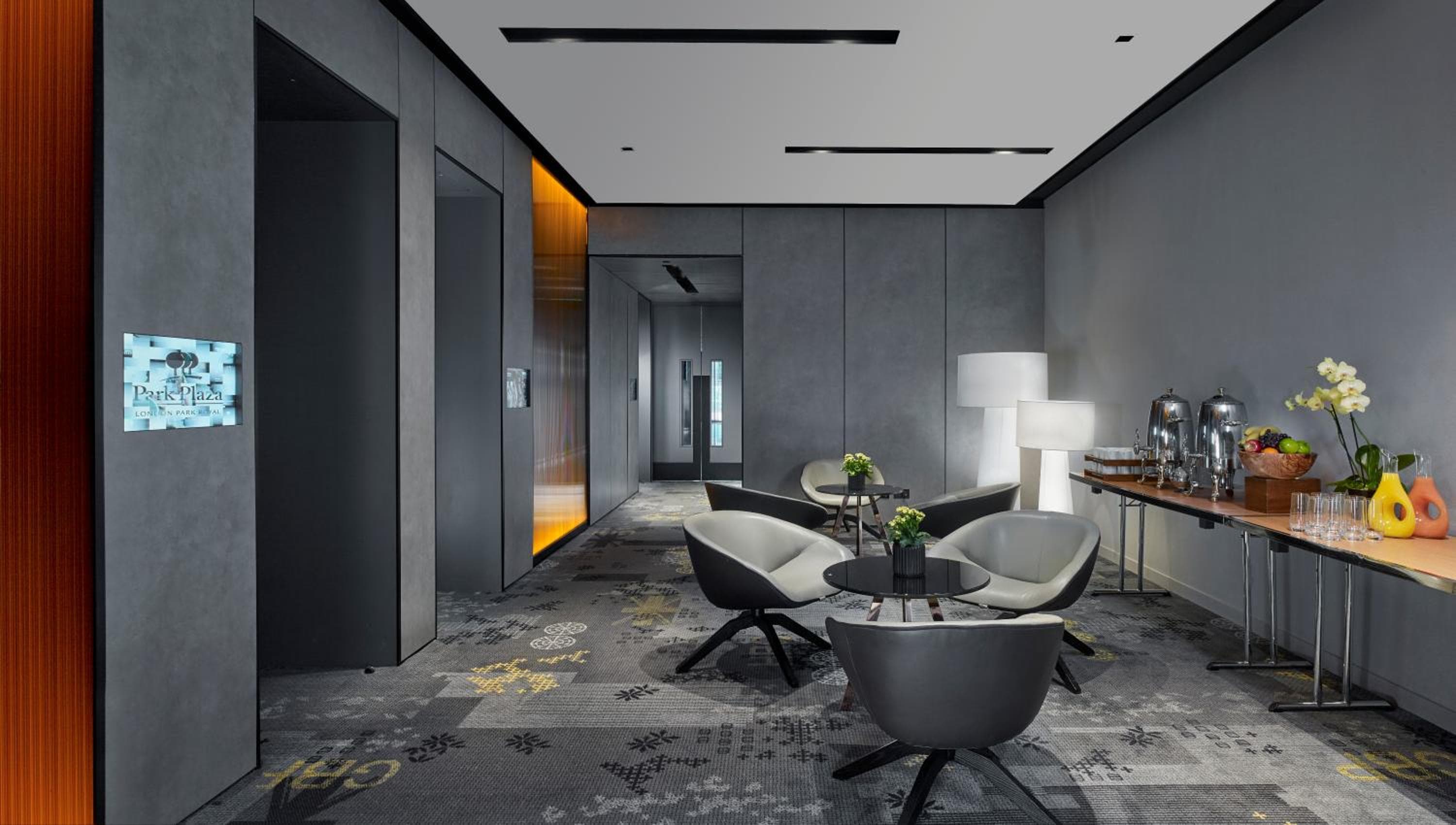 Park Plaza Londres, Park Royal — 7