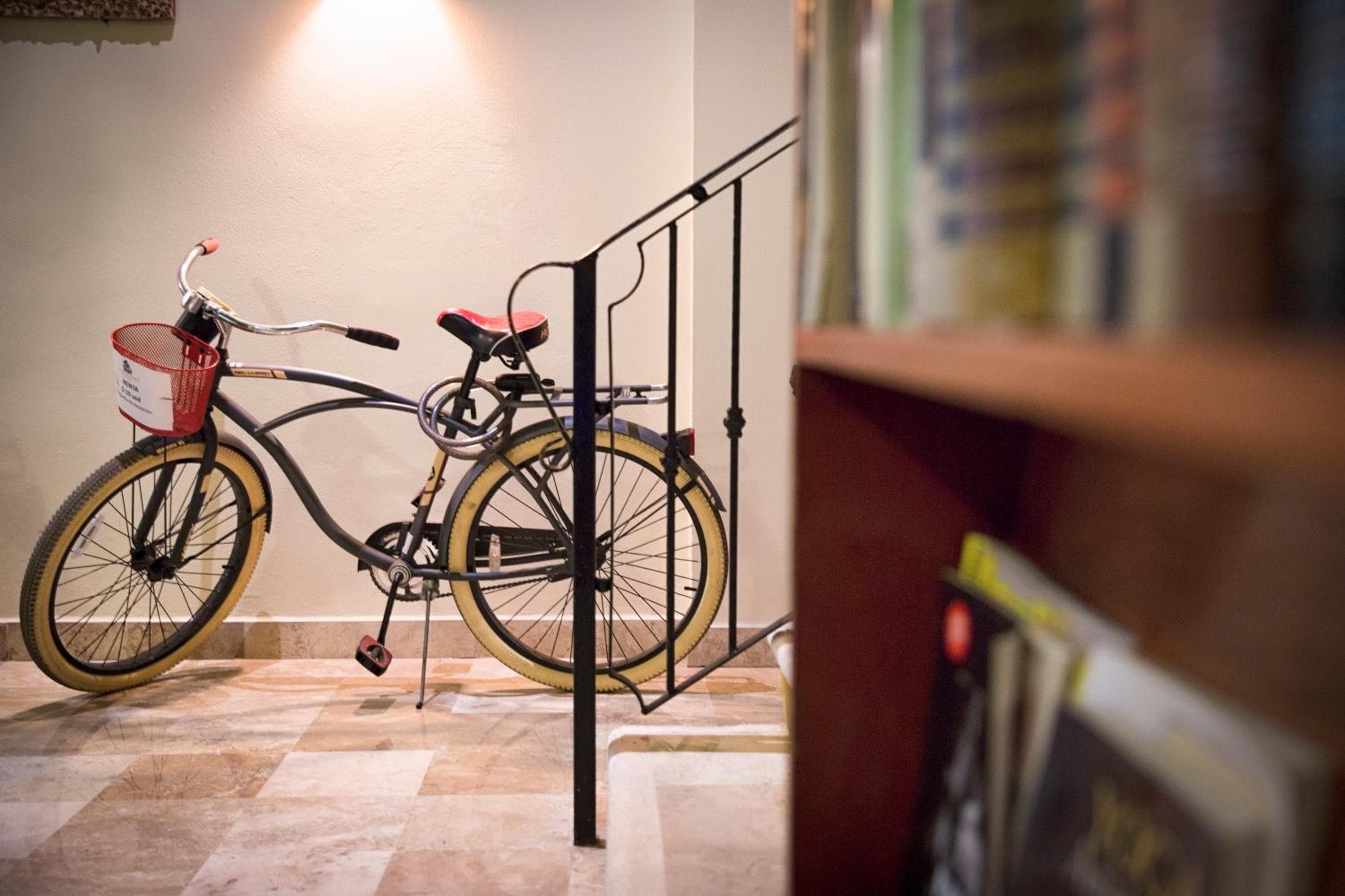Hotel Los Itzaes vicino alla 5 av — 9