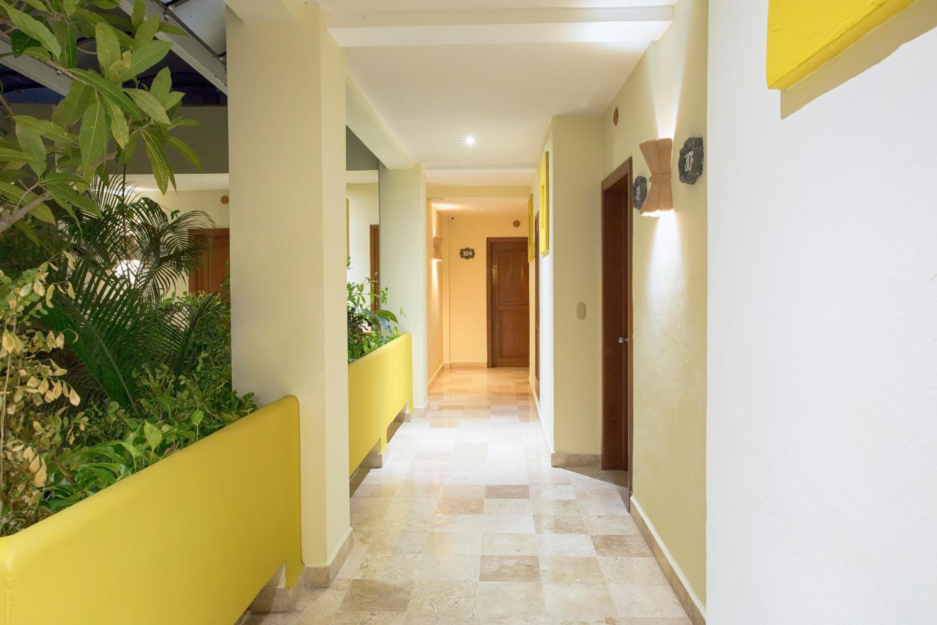 Hotel Los Itzaes vicino alla 5 av — 13