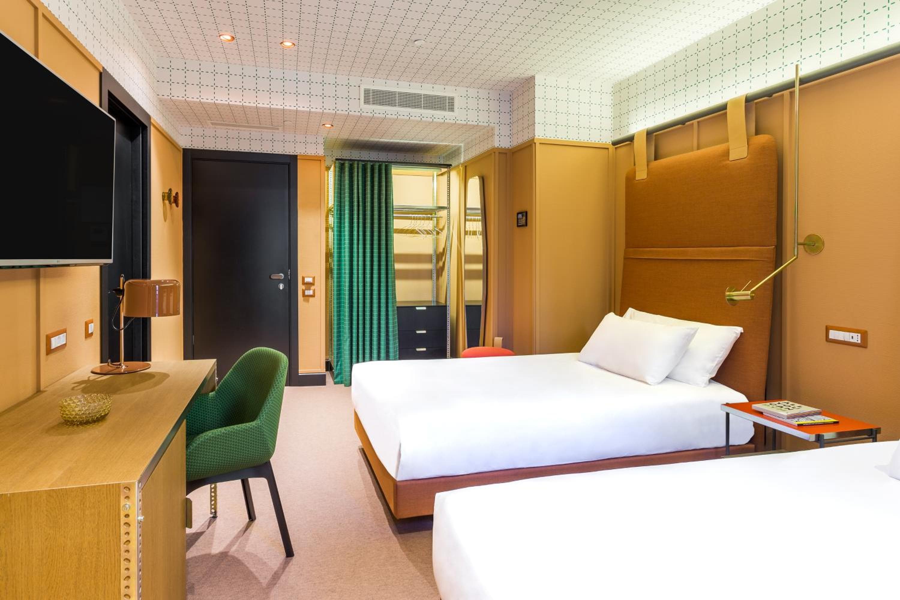 Room Mate Collection Giulia, Milan hotel, Silvio Pellico 4, Milan, Italy — photo 34