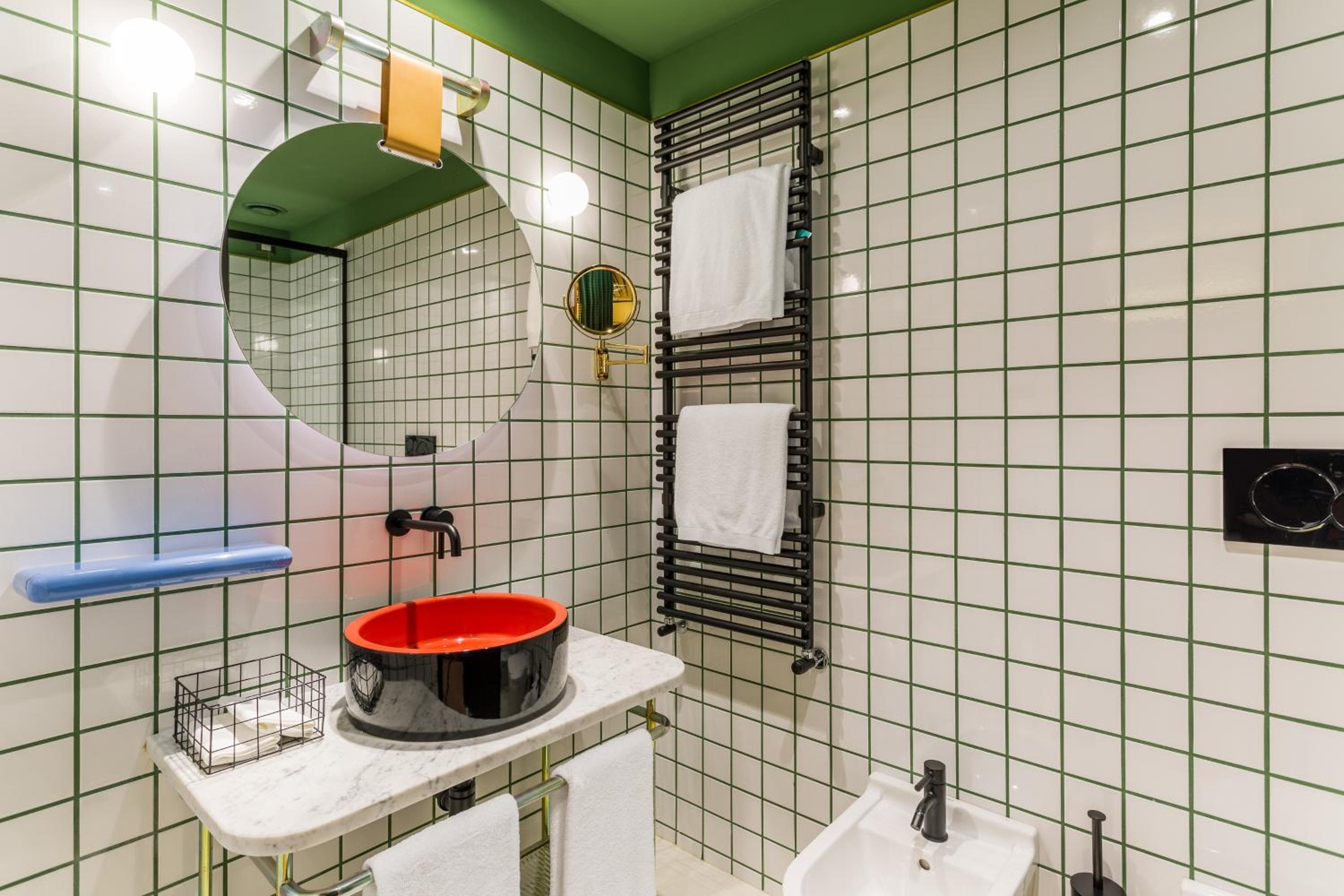 Room Mate Collection Giulia, Milan hotel, Silvio Pellico 4, Milan, Italy — photo 10