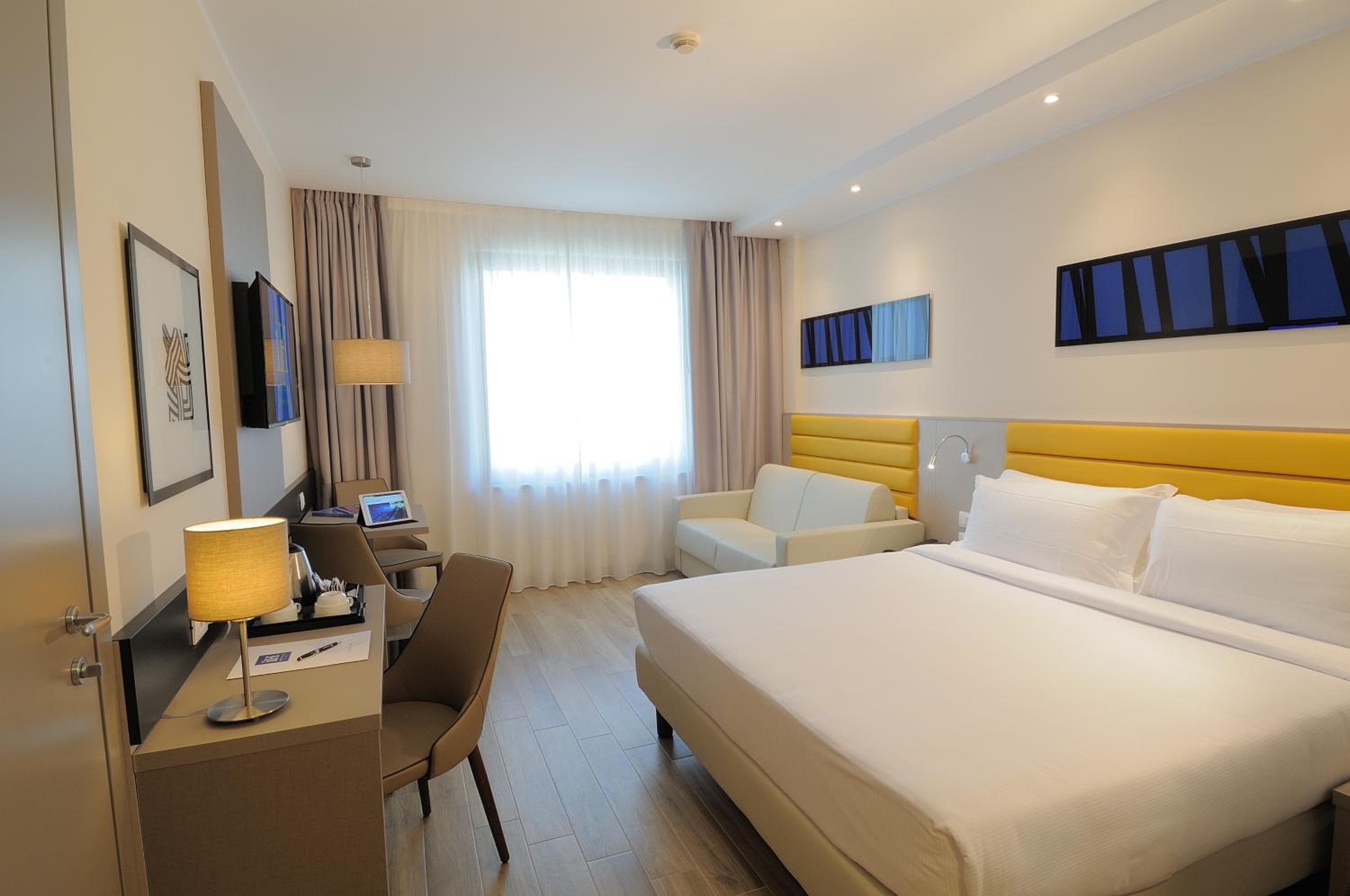 iH Hotels Milano Lorenteggio — 25