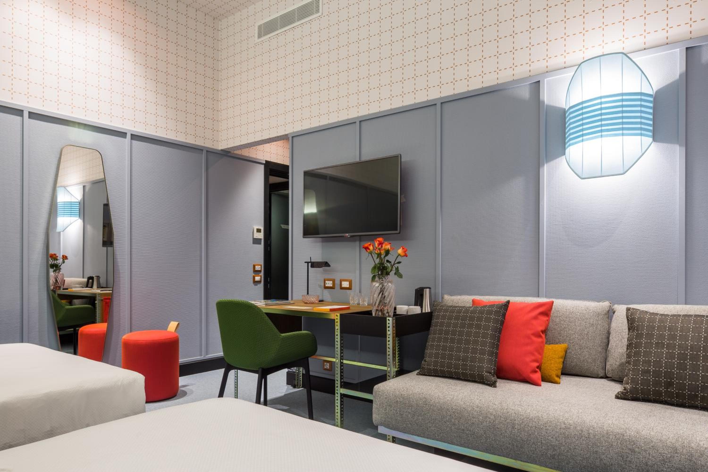 Room Mate Collection Giulia, Milan hotel, Silvio Pellico 4, Milan, Italy — photo 26