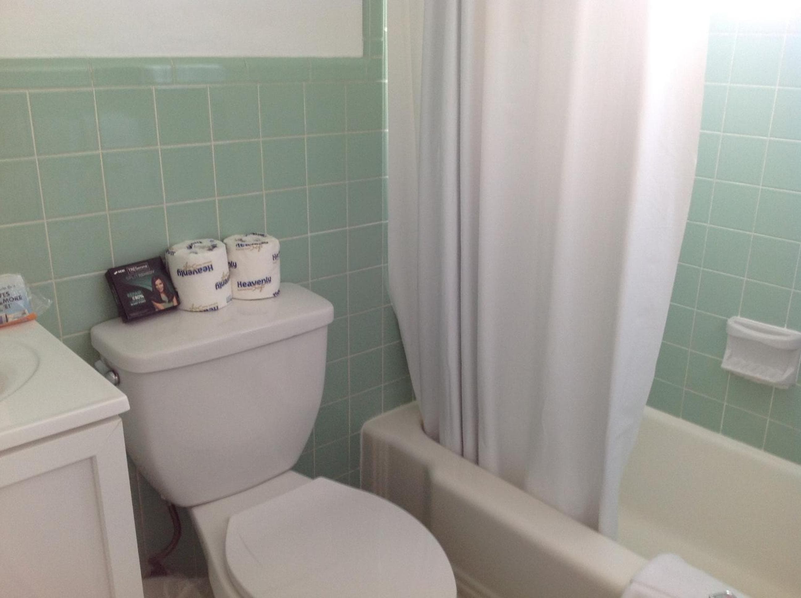 Suites Summerland — 19