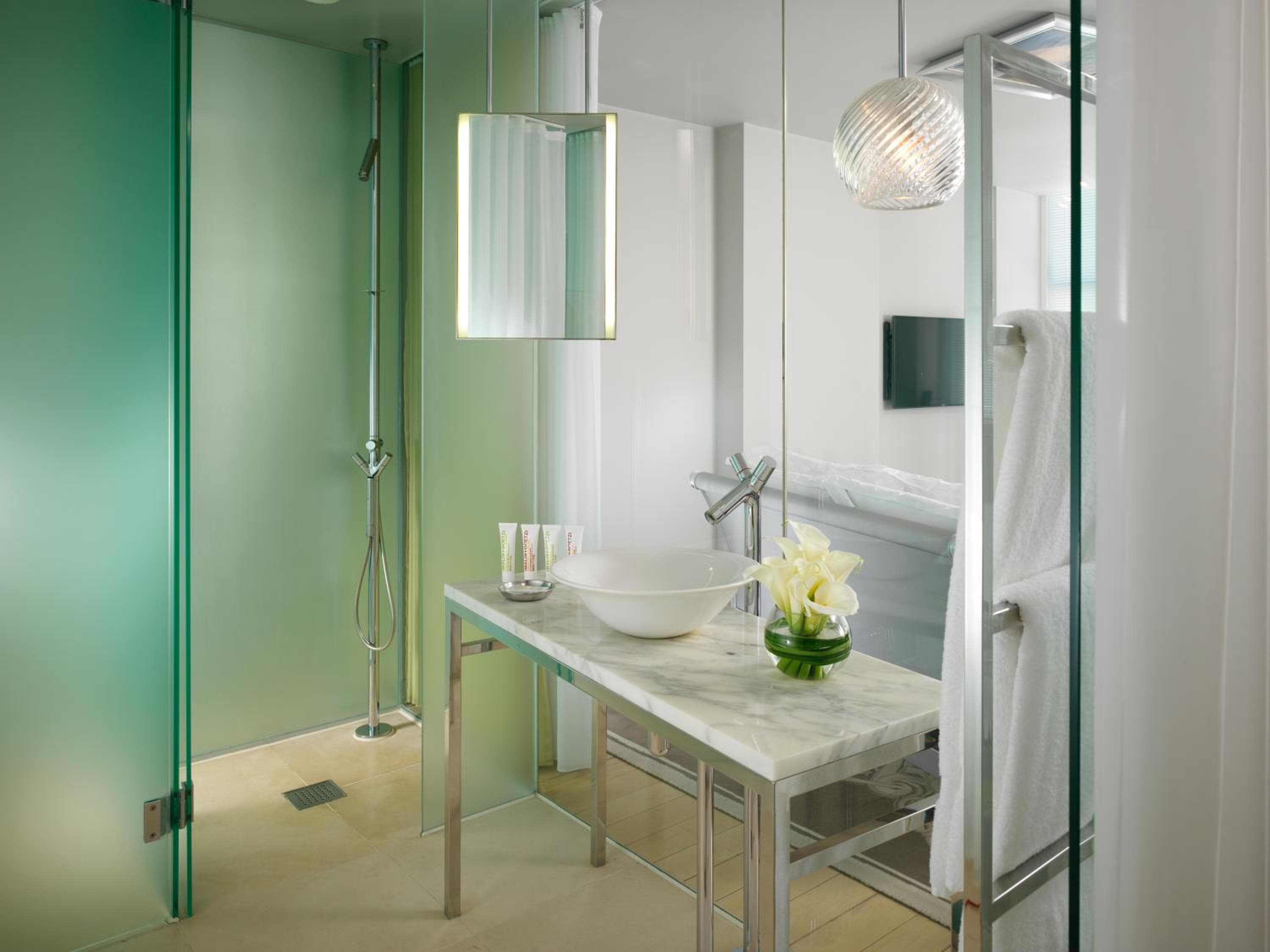 Sanderson London — 25