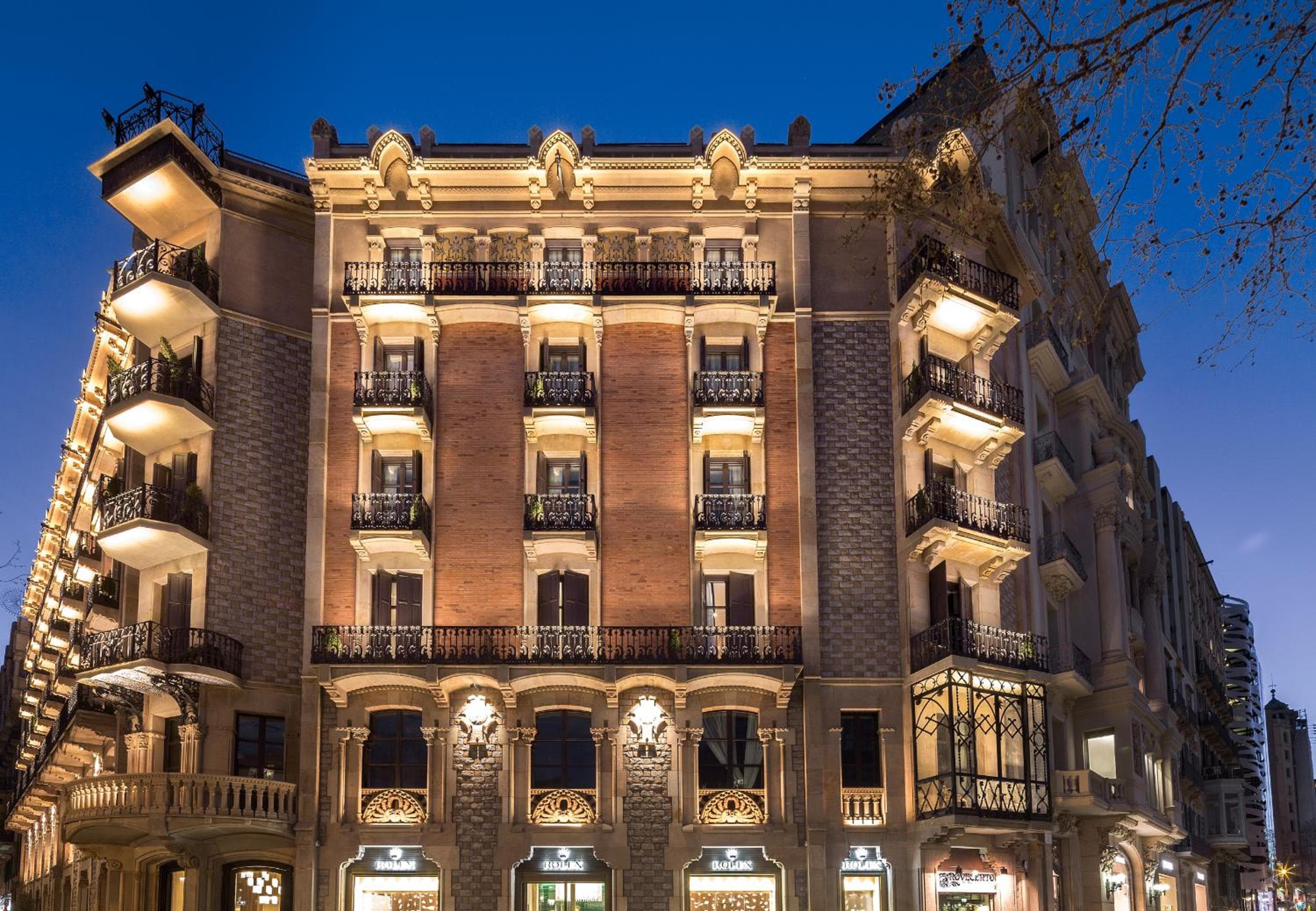 Albergo Monumento — 1