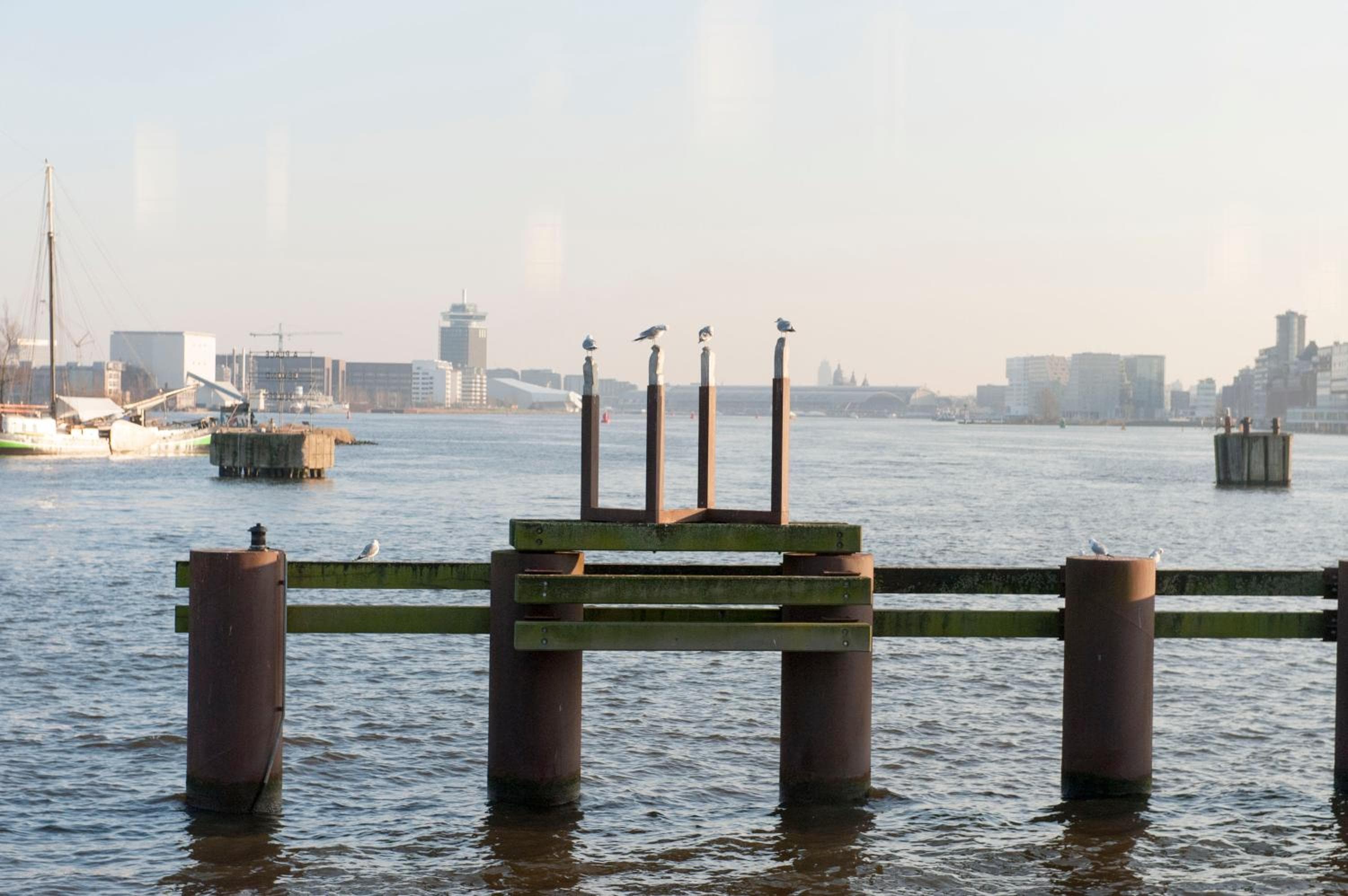 Botel — 9