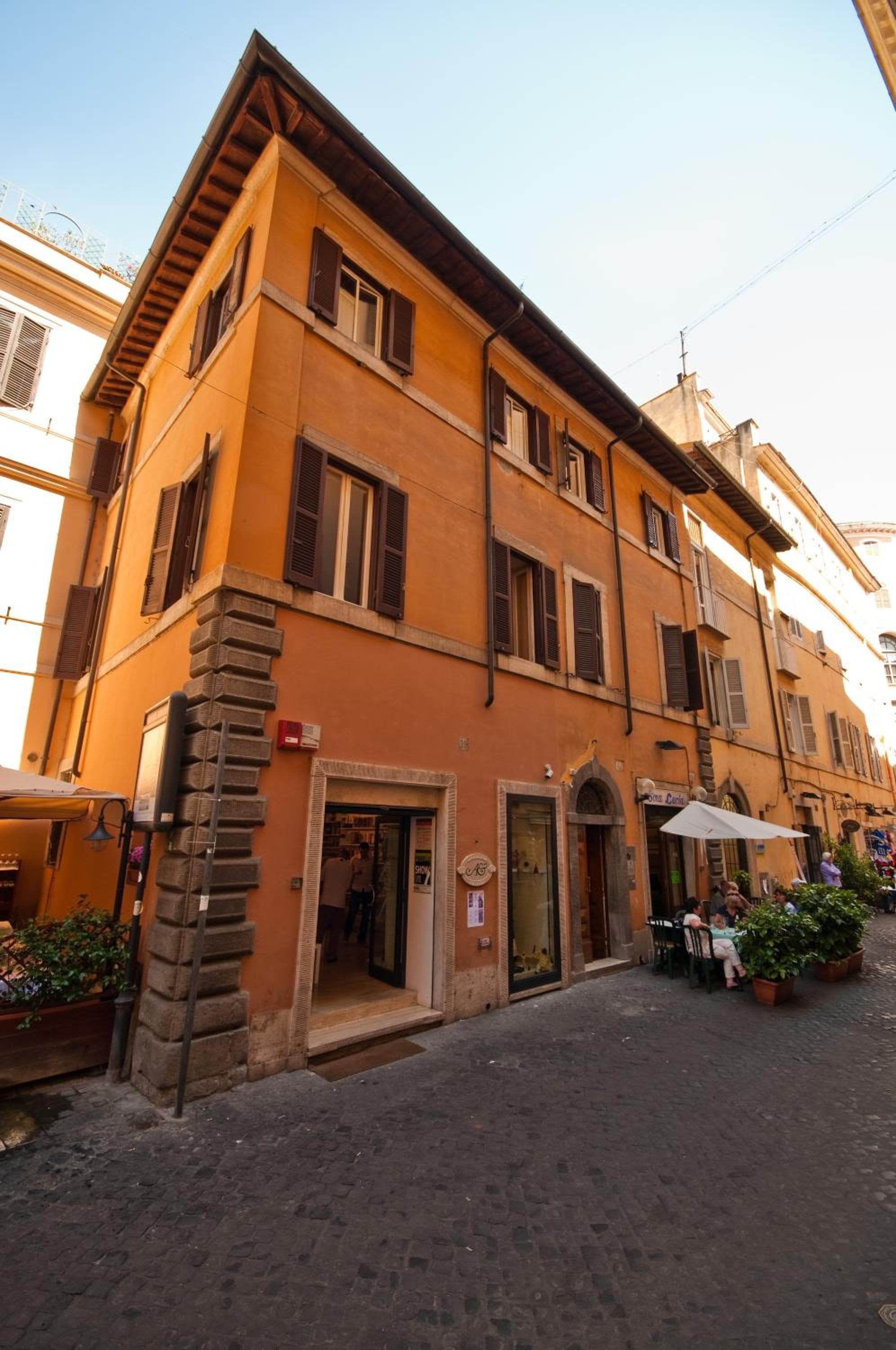 Trevi 41 Hotel — 1