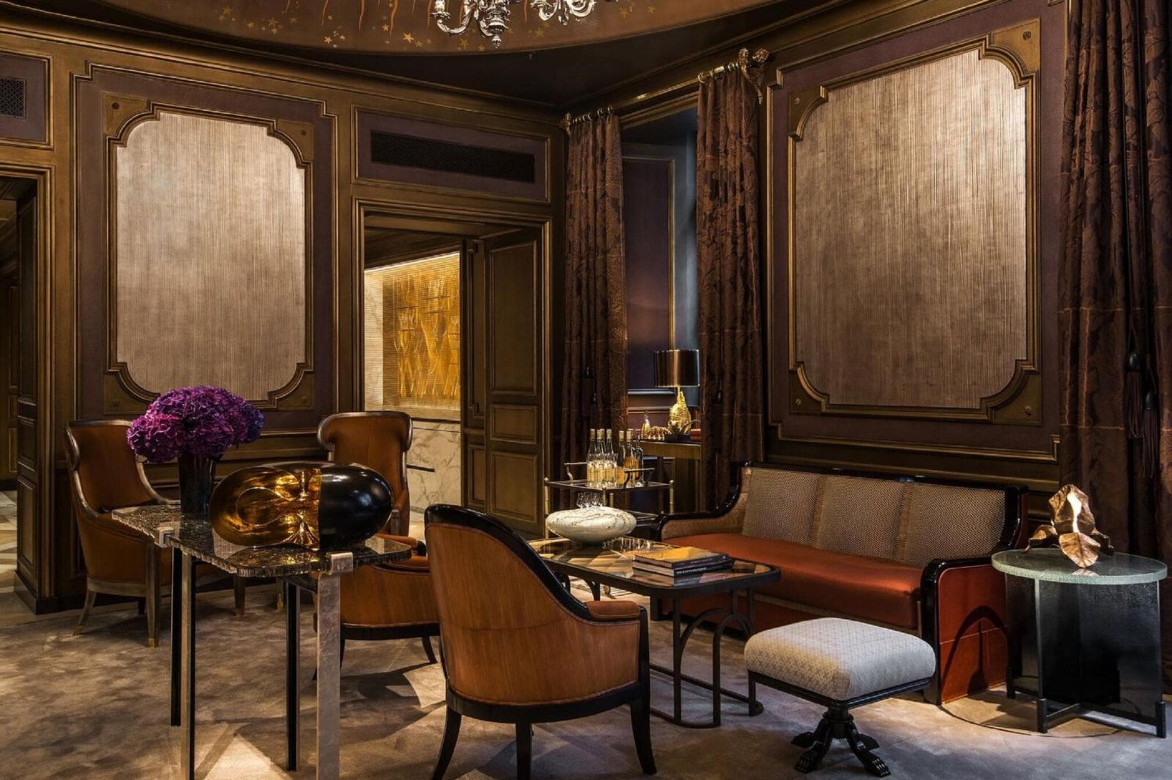 Hotel de Crillon — 19
