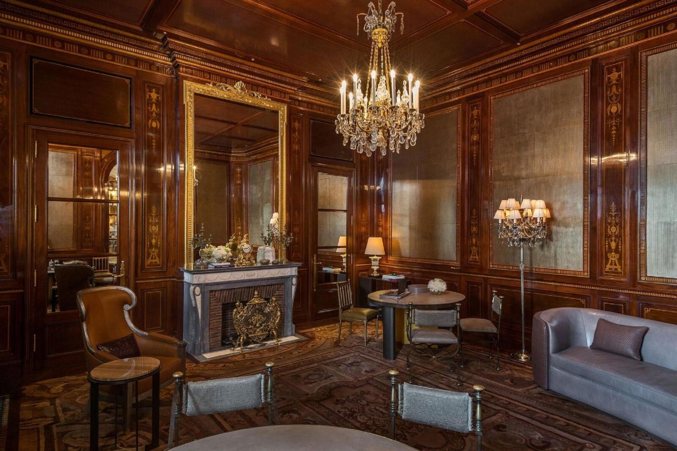 Hotel de Crillon — 18