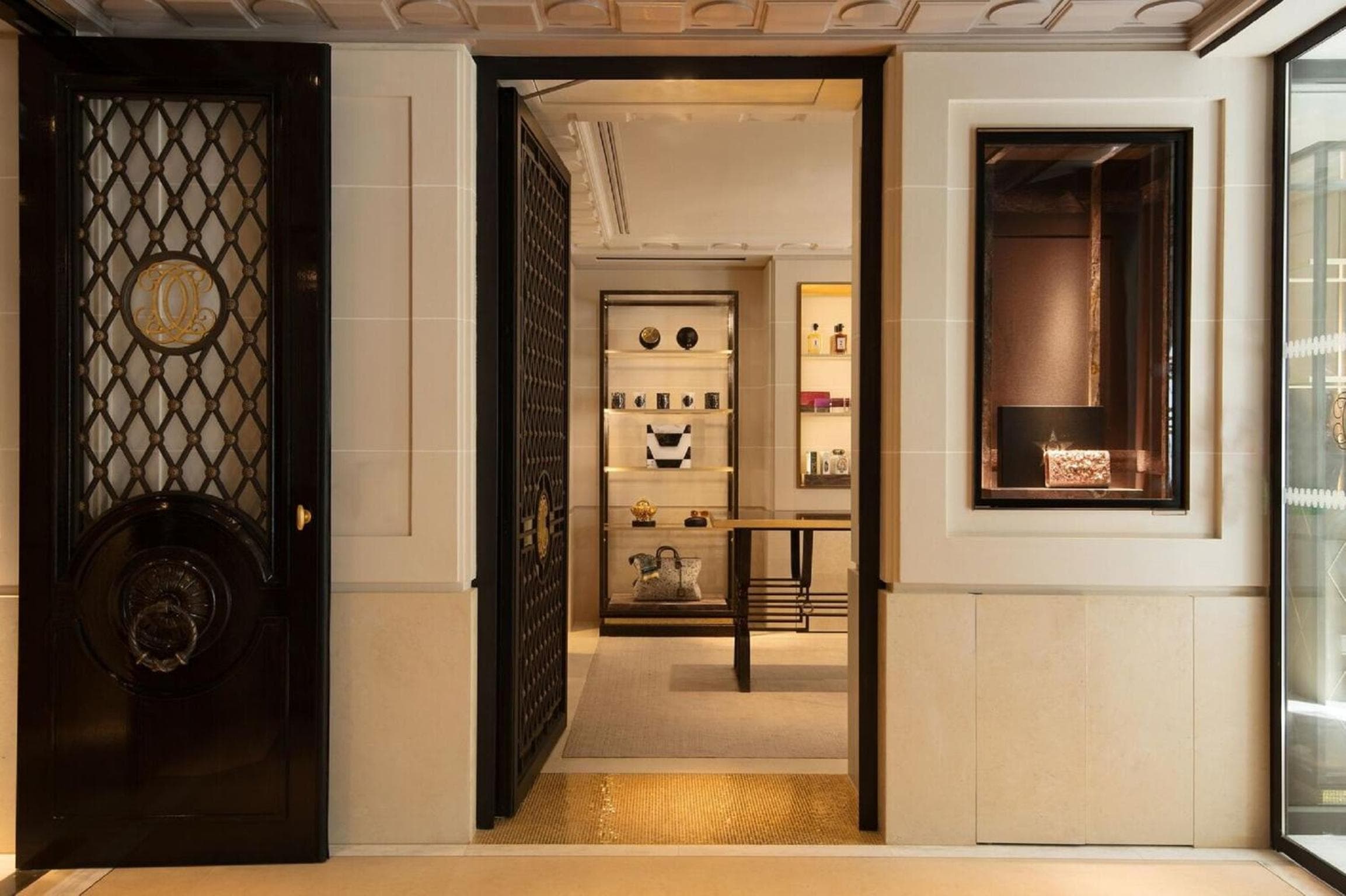 Hotel de Crillon — 15