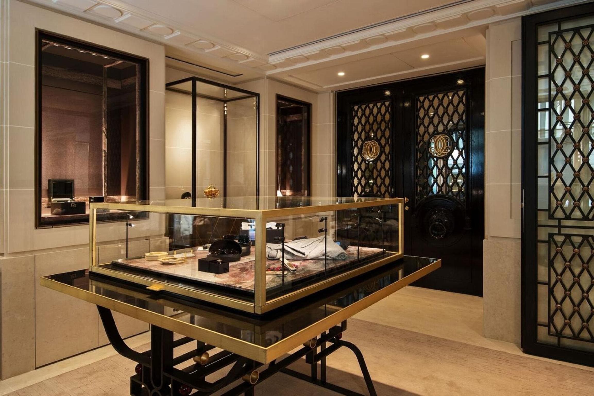 Hotel de Crillon — 14