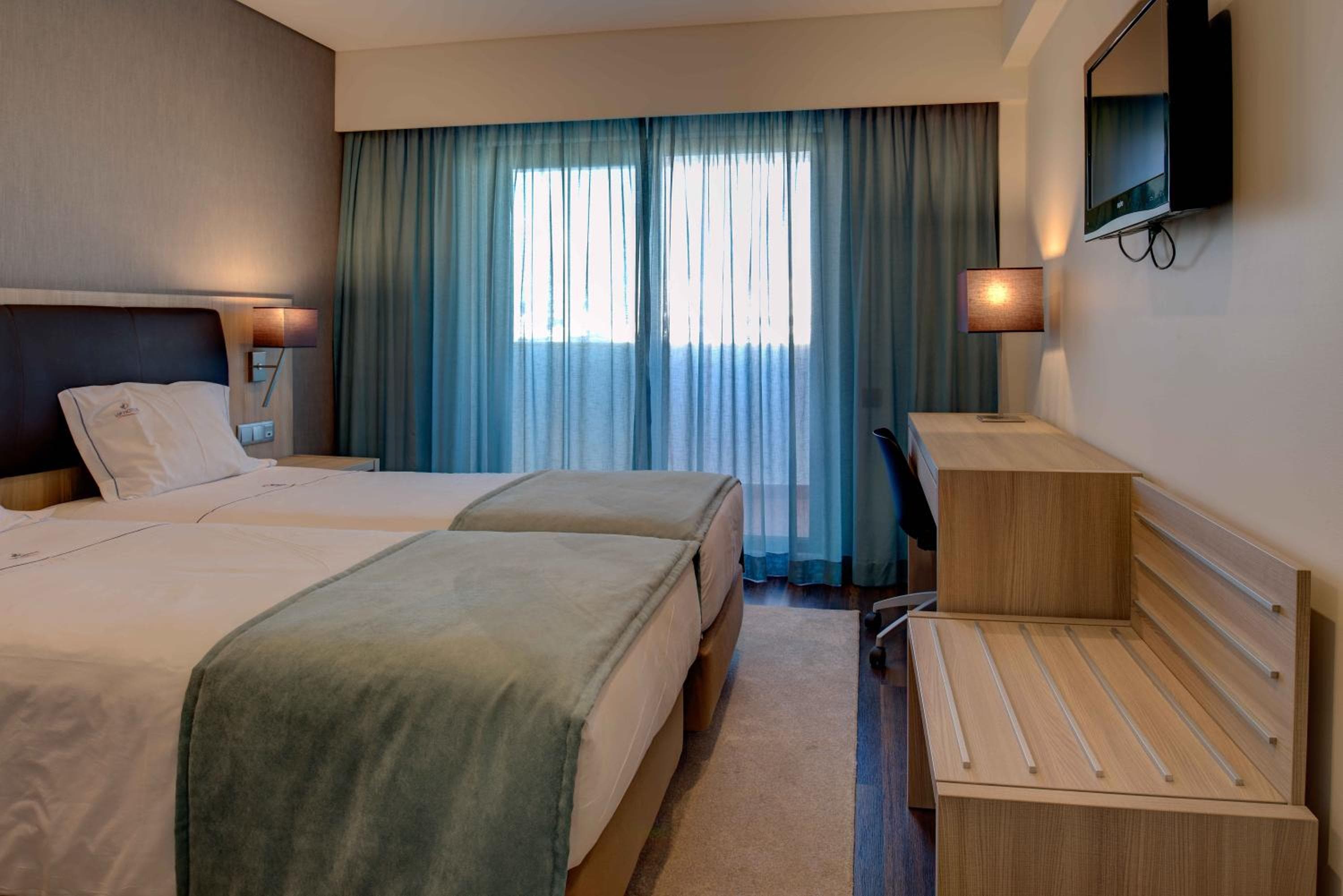 Hotel VIP Executive Zurigo — 7
