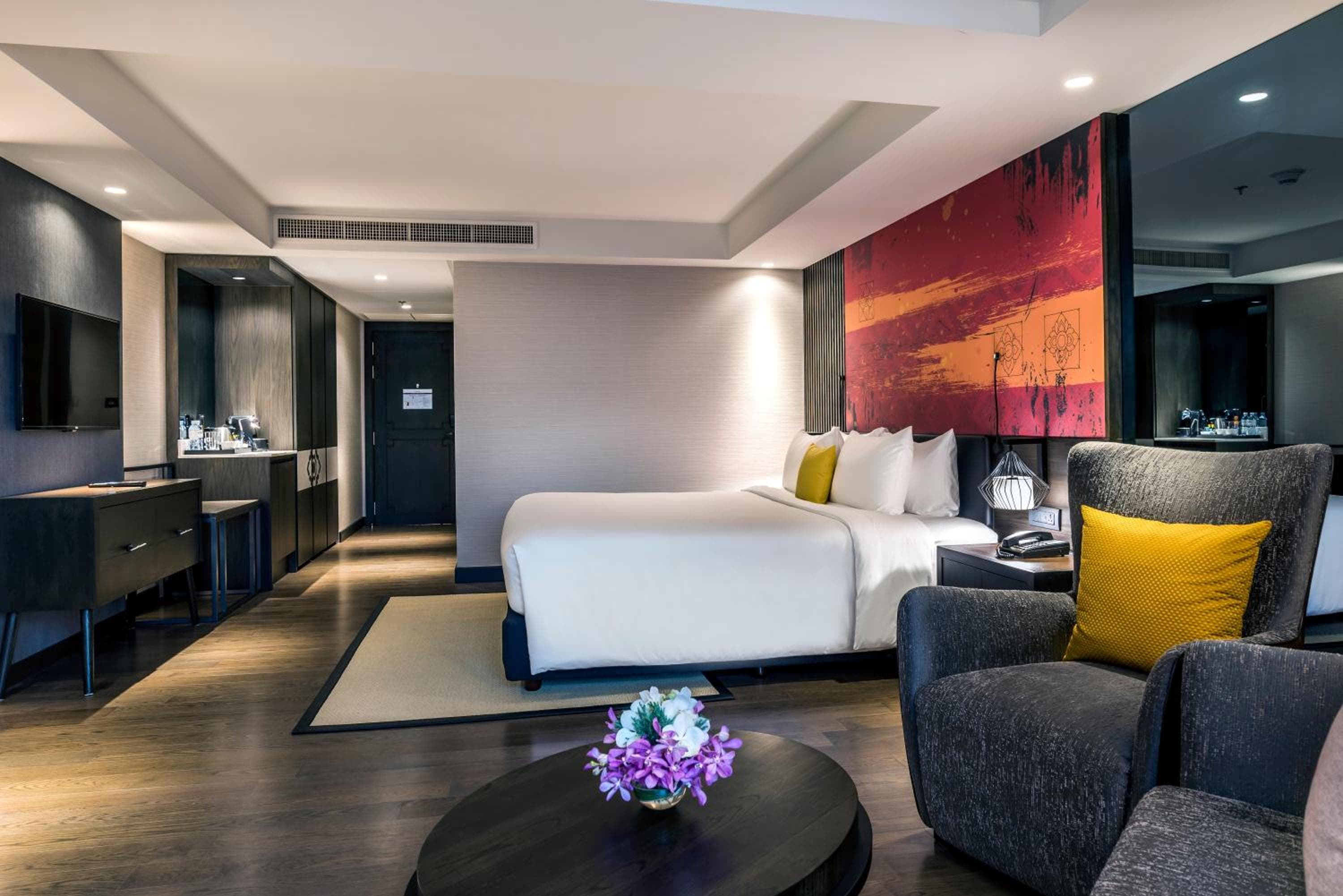Mercure Bangkok Sukhumvit 11 — 12