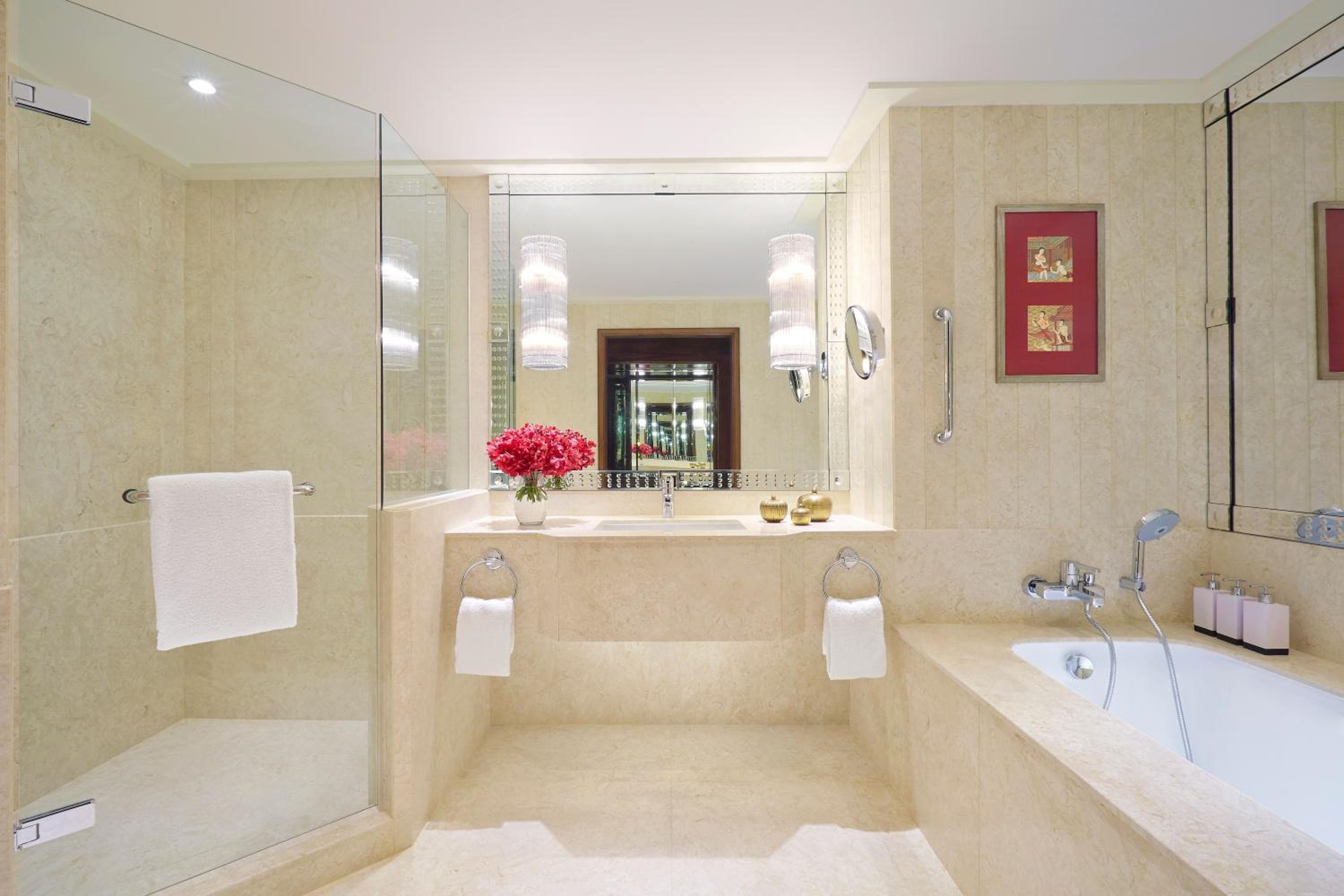 Anantara Siam Bangkok Hotel — 16