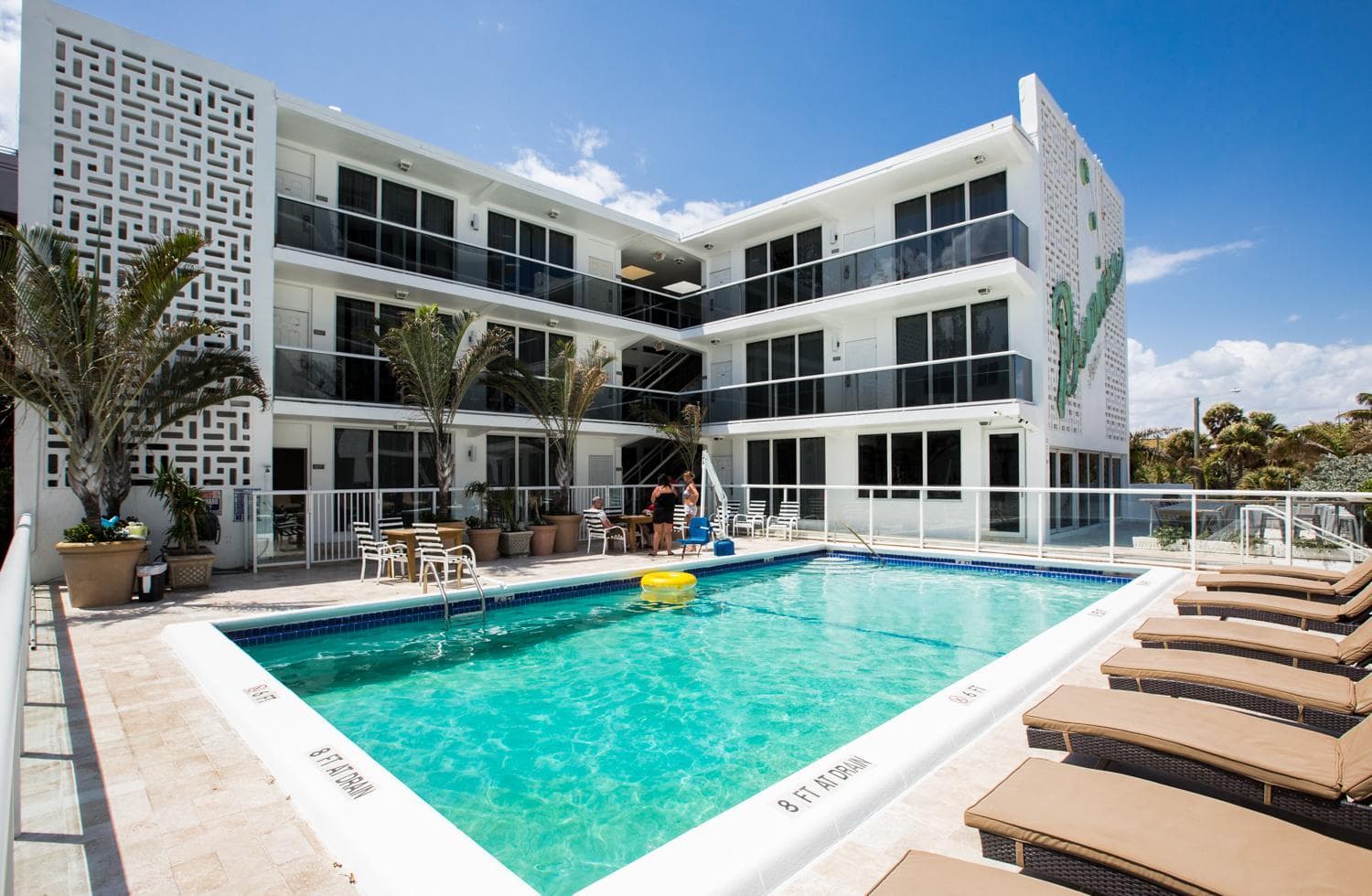 Hotel Première — 3