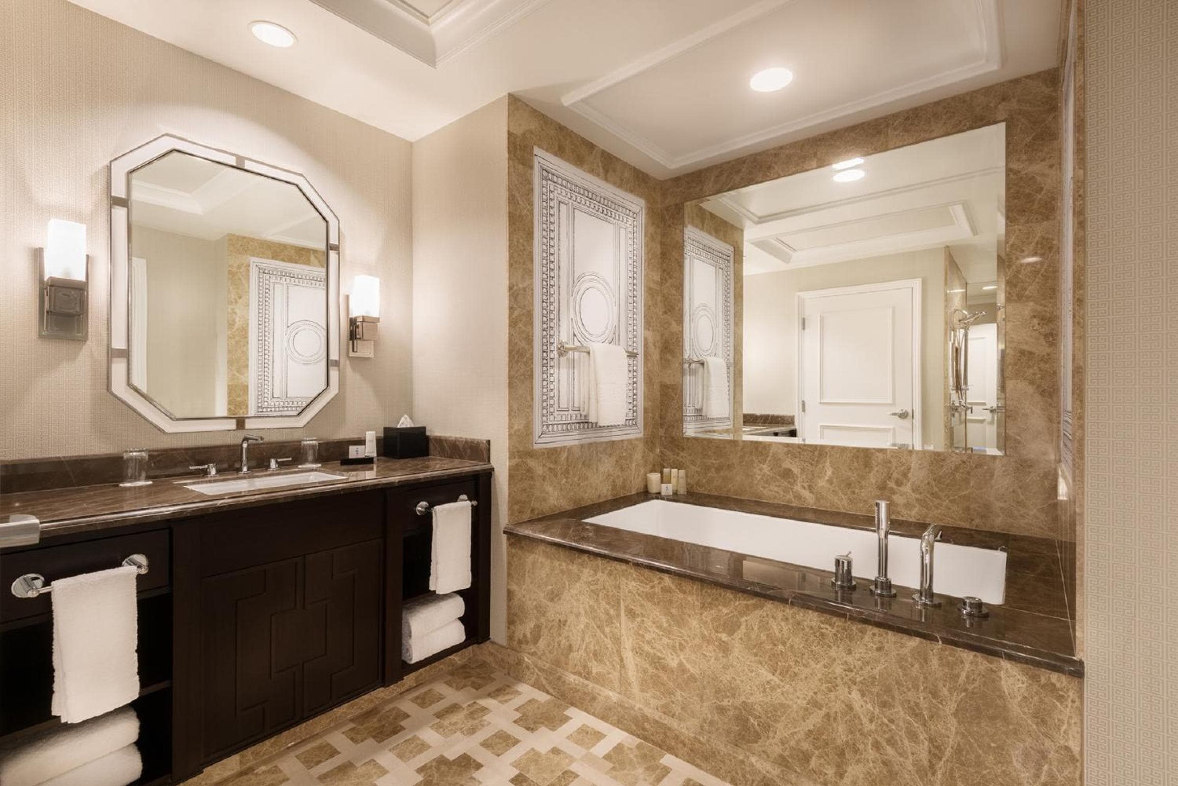 Caesars Palace Hotel & Casino — 4