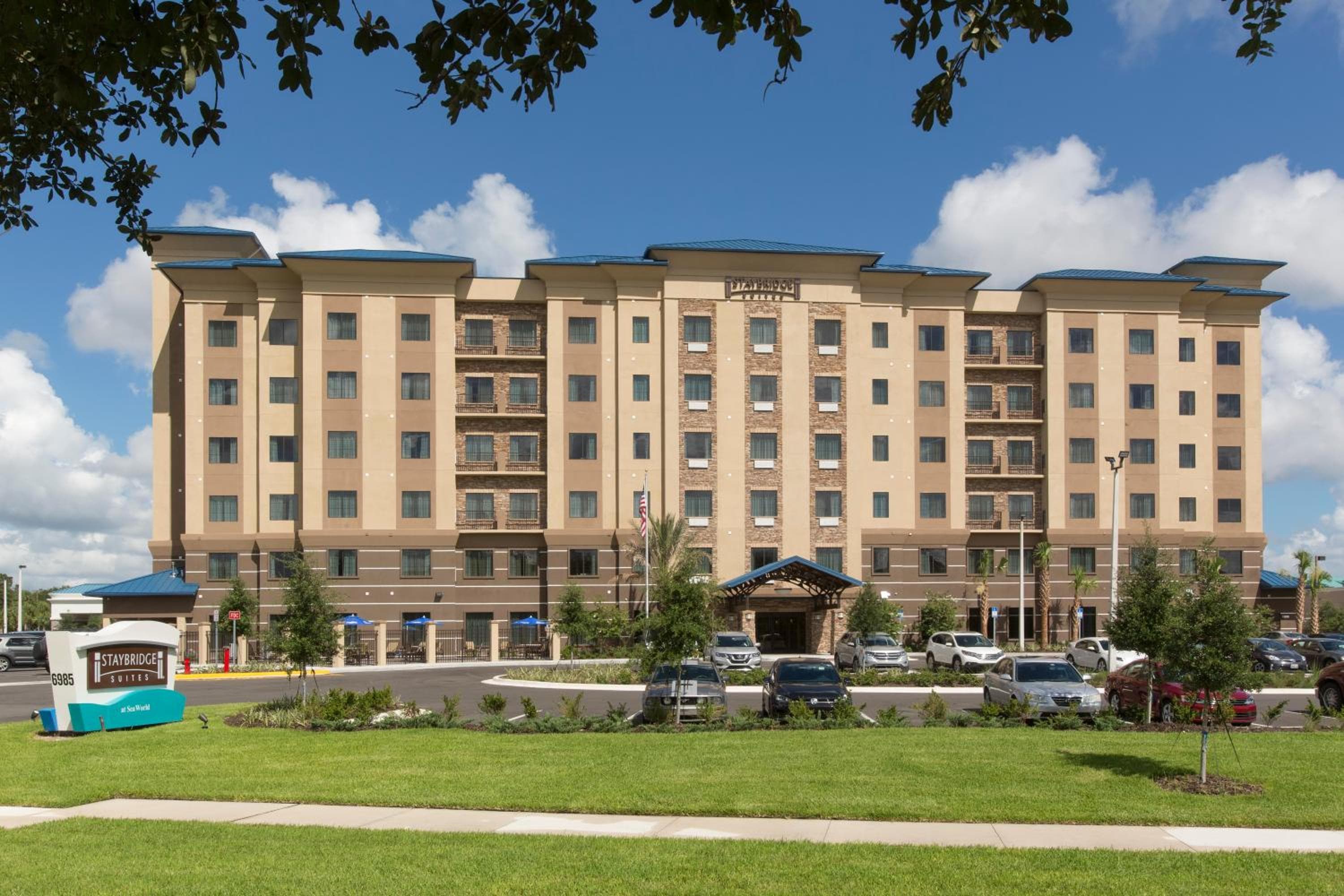 Staybridge Suites Orlando en SeaWorld, an IHG Hotel — 9