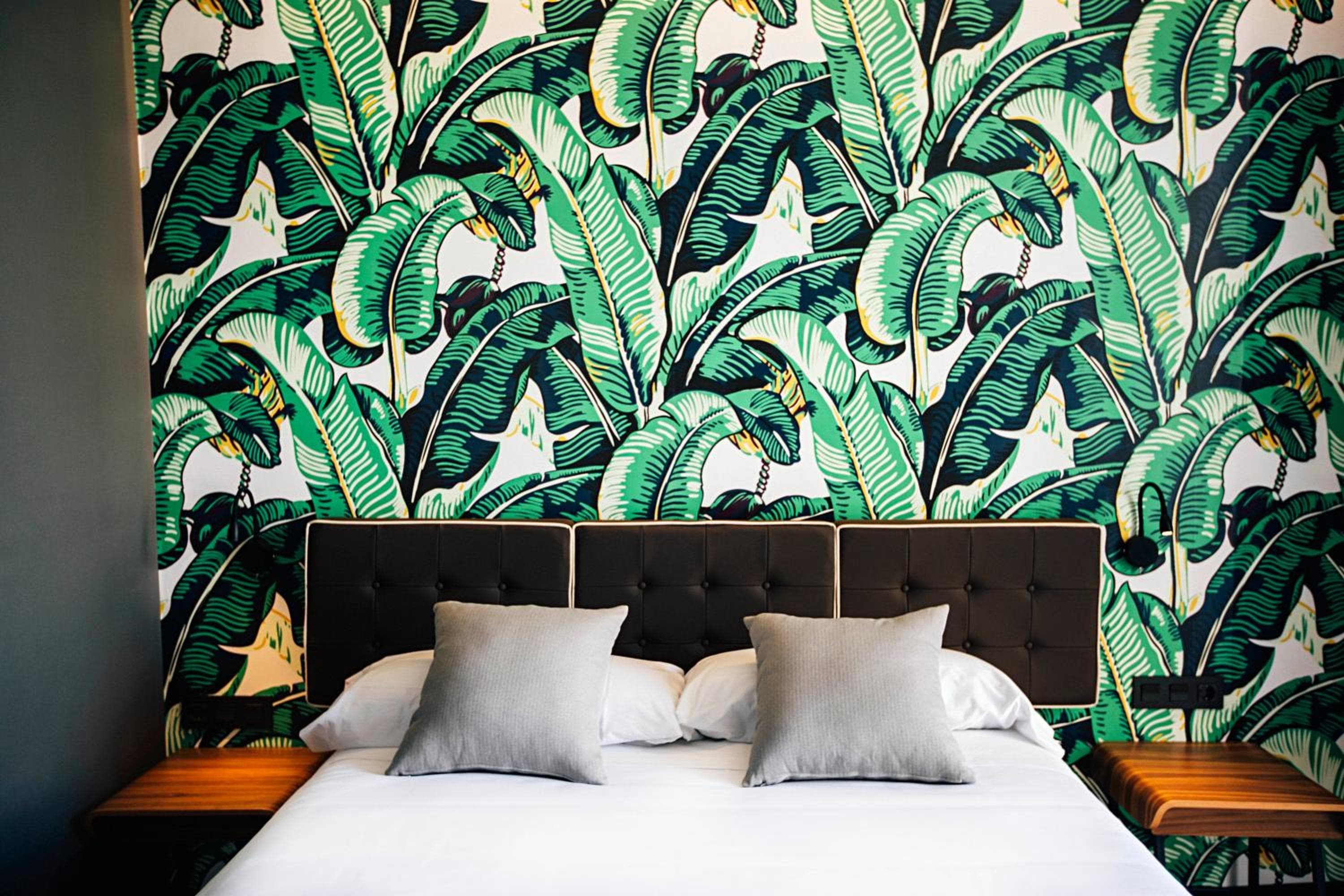 Malaga Premium Hotel — 3