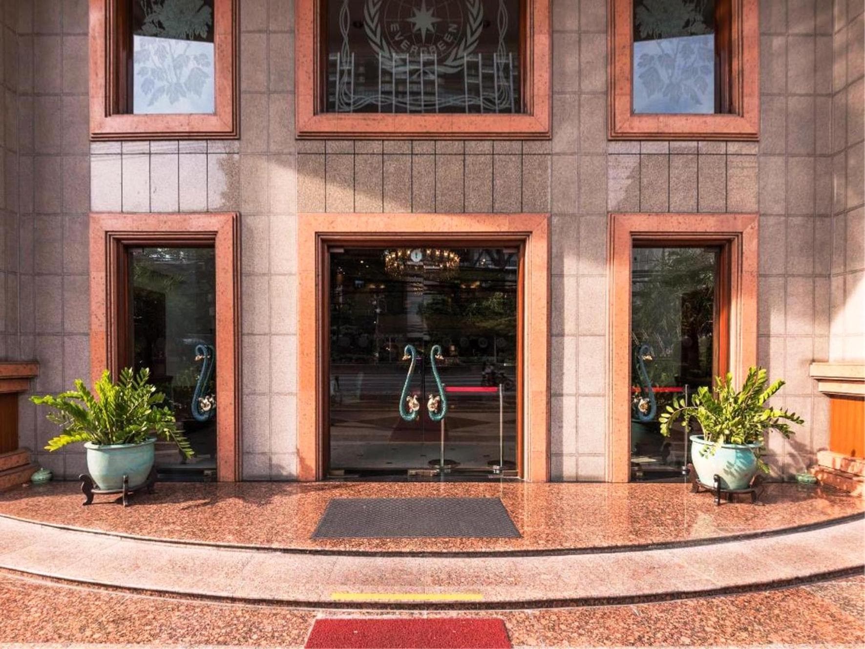 Evergreen Laurel Hotel Bangkok — 10
