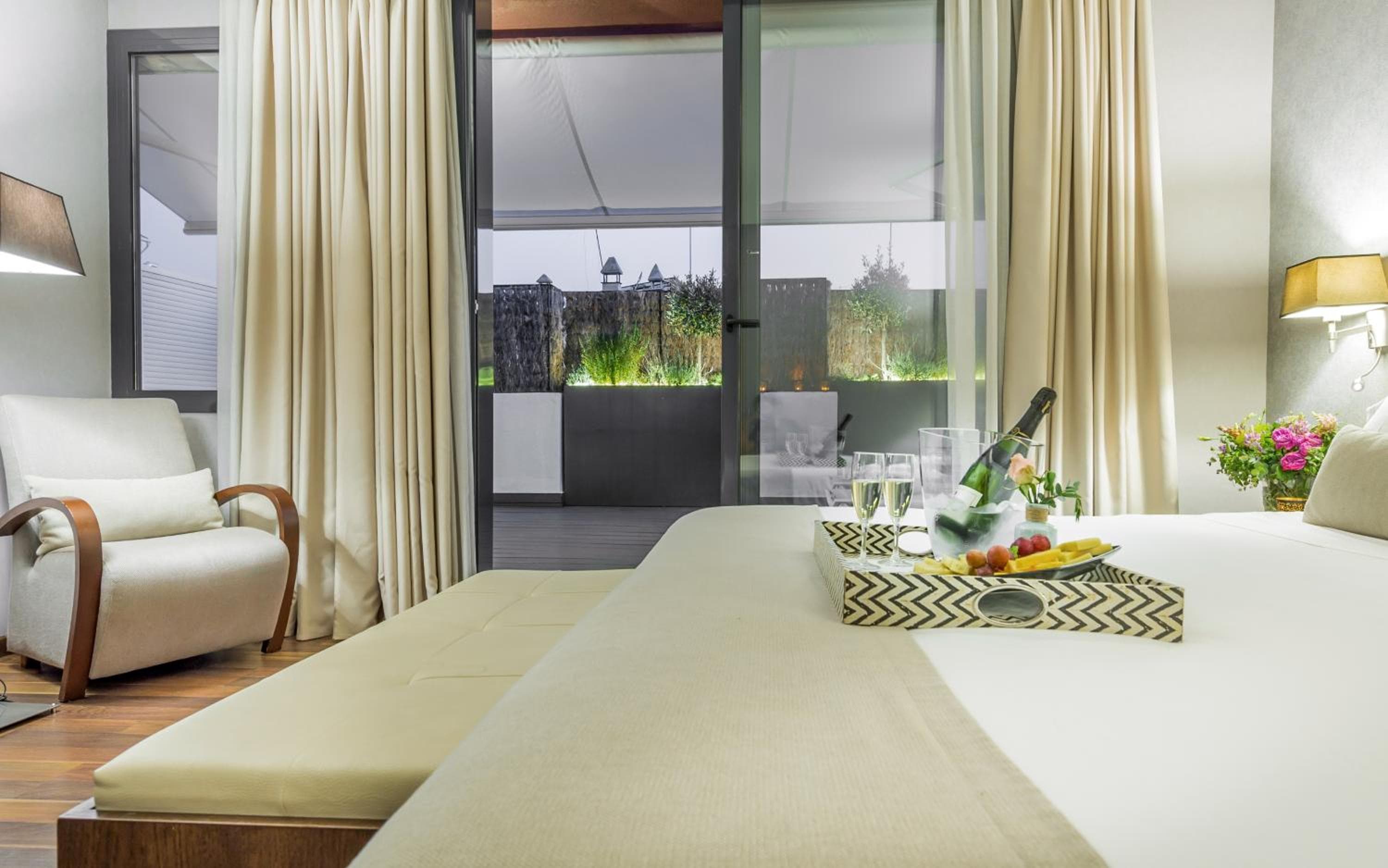 Aparthotel Mariano Cubi Barcelona — 25