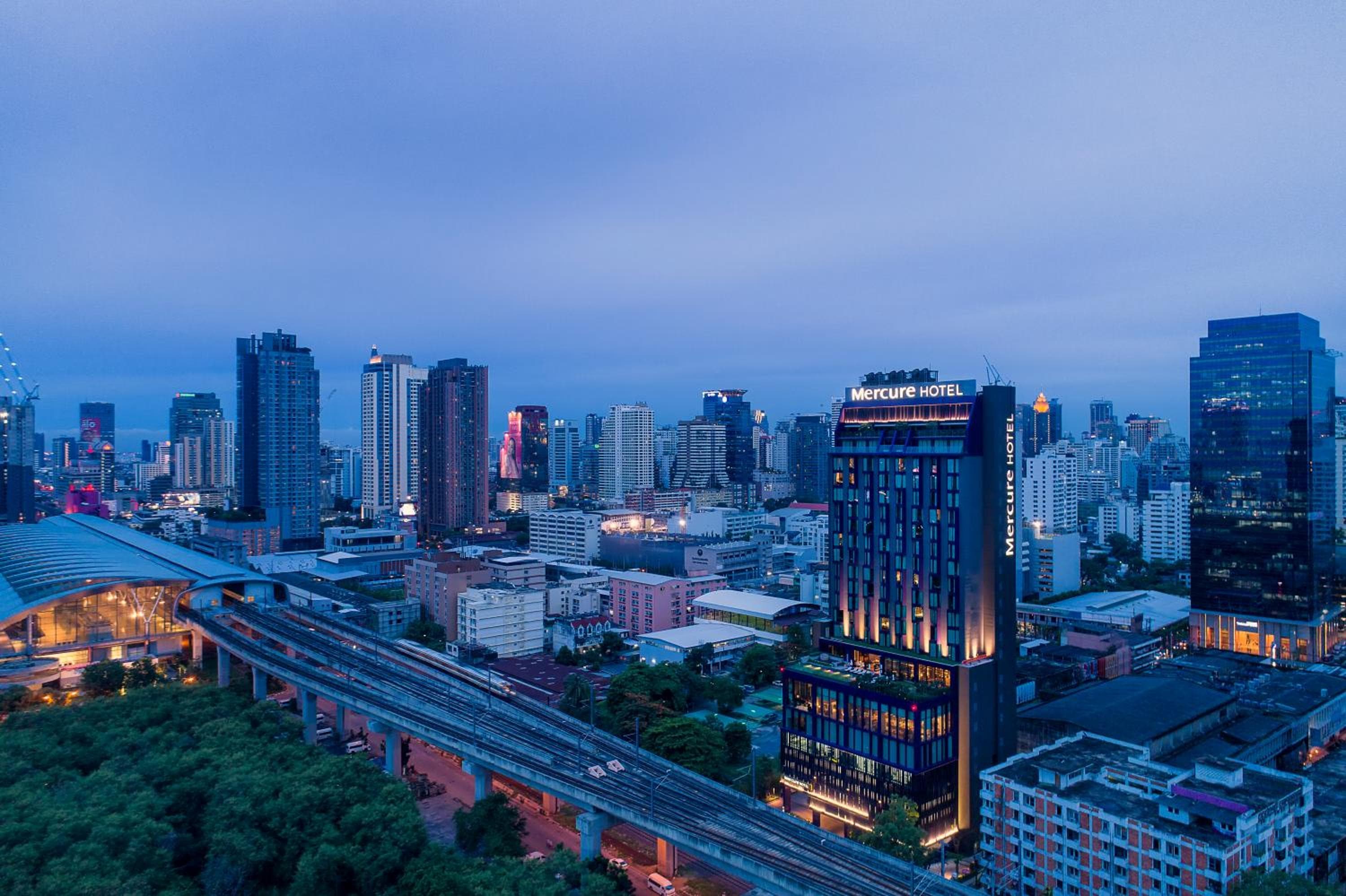 Mercure Bangkok Makkasan — 17