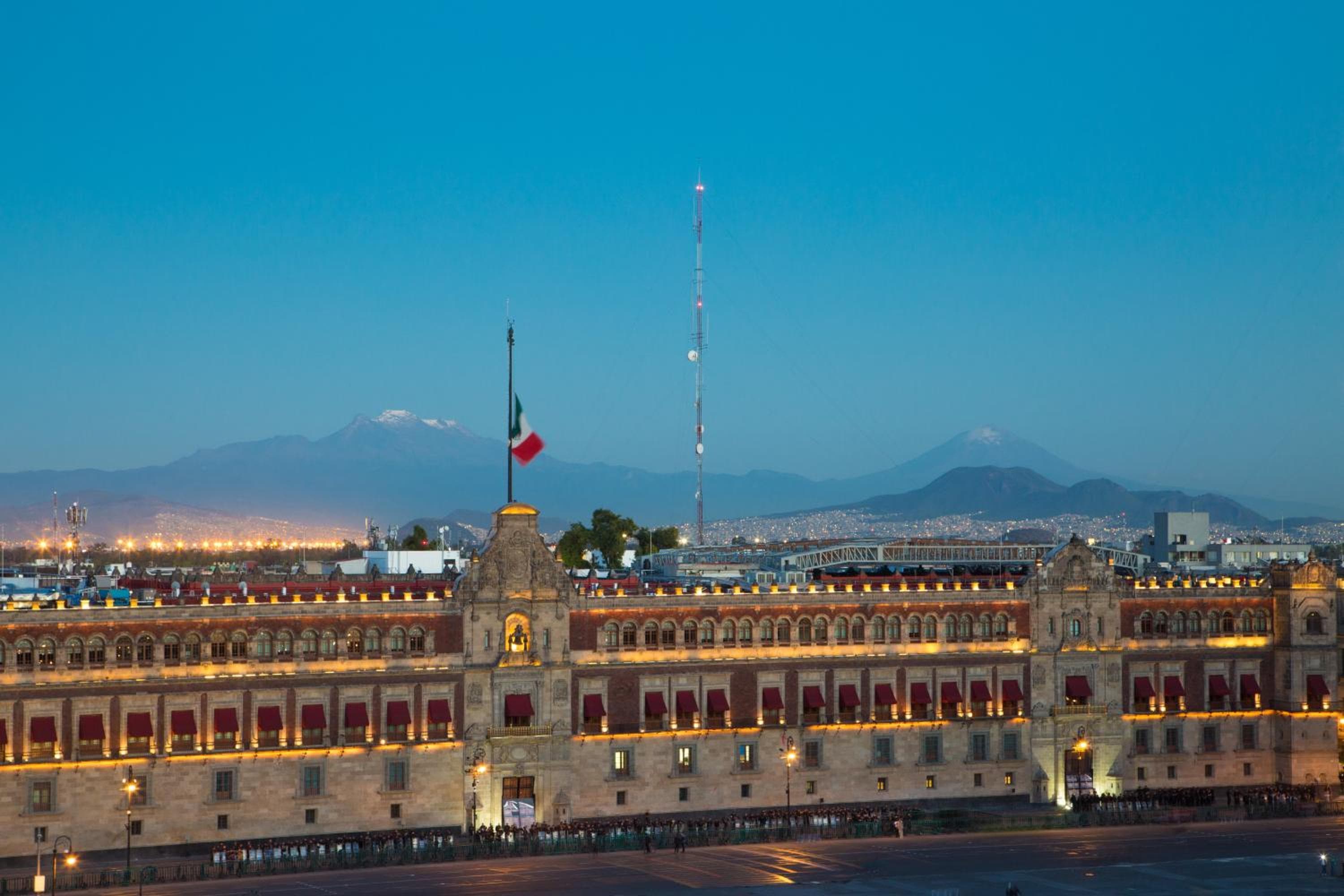Zócalo Central — 22