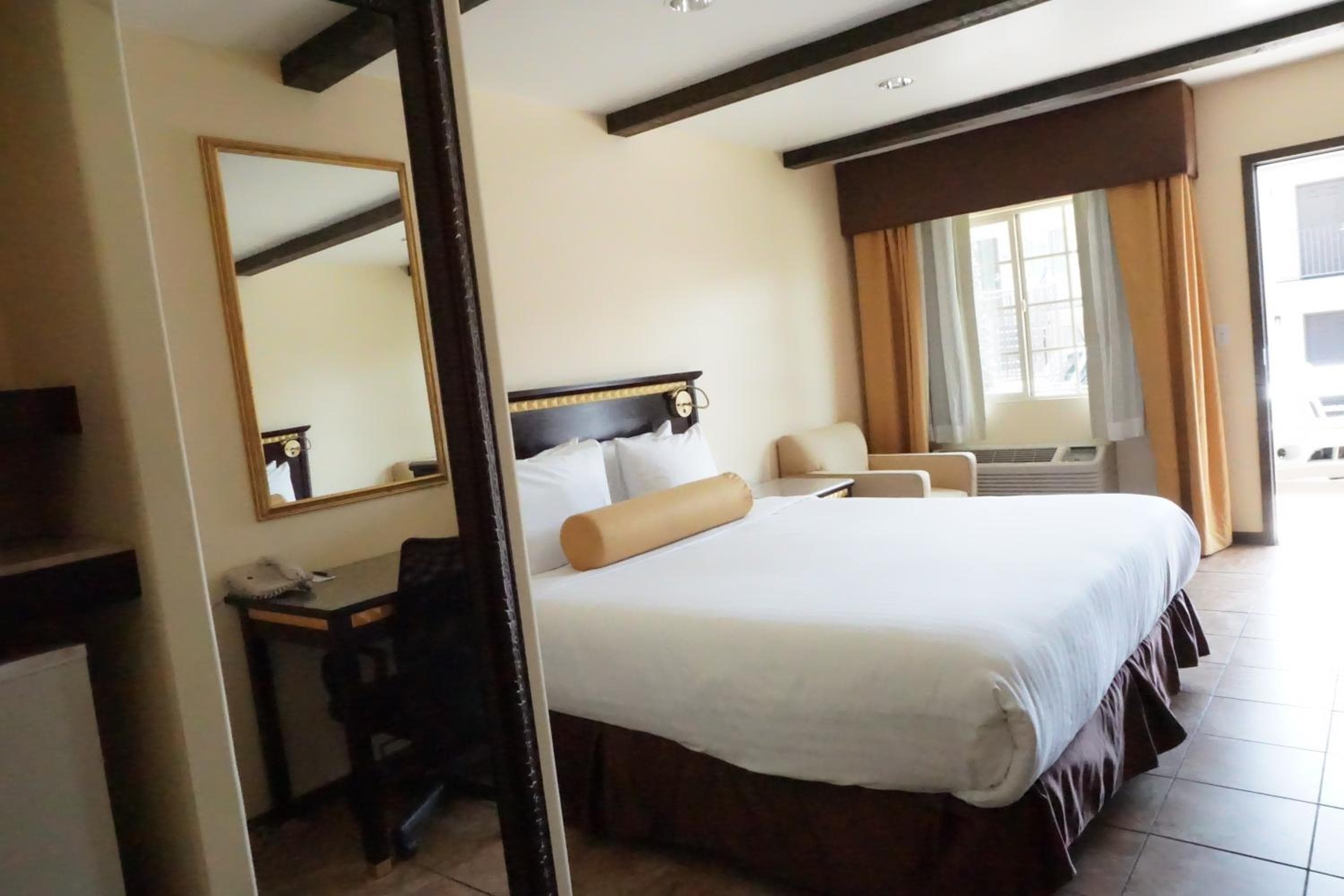 Tuscan Garden Inn — 5