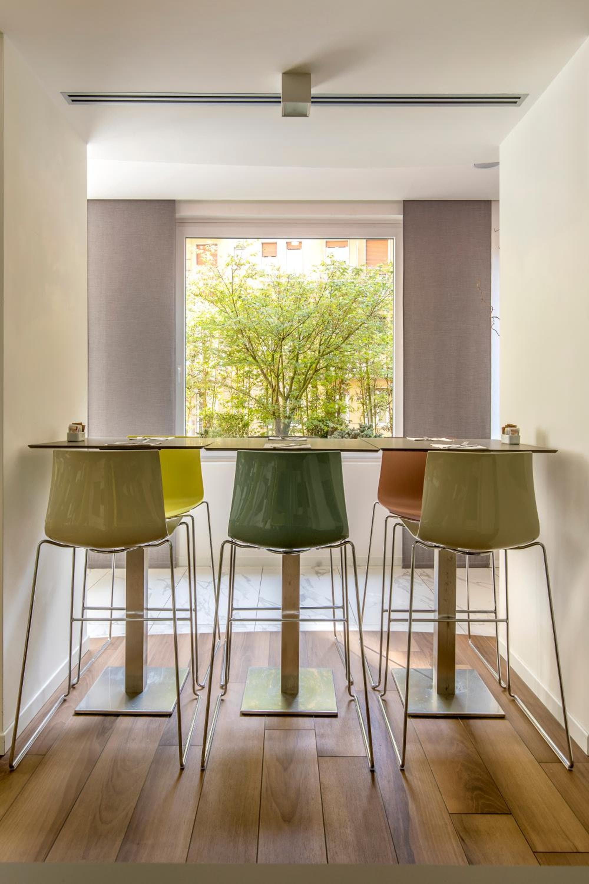 43 Bahnhof Hotel — 11