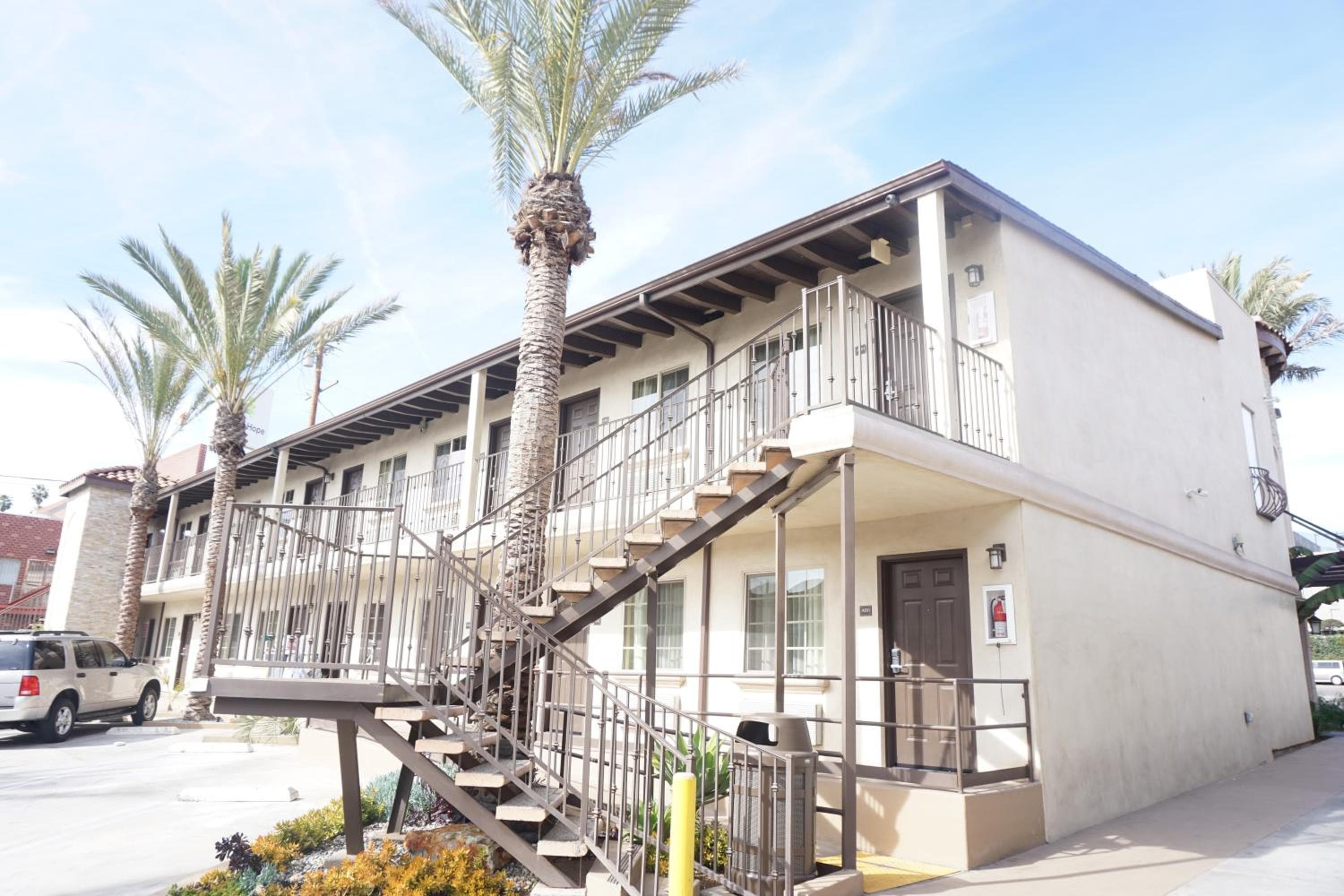 Tuscan Garden Inn — 1