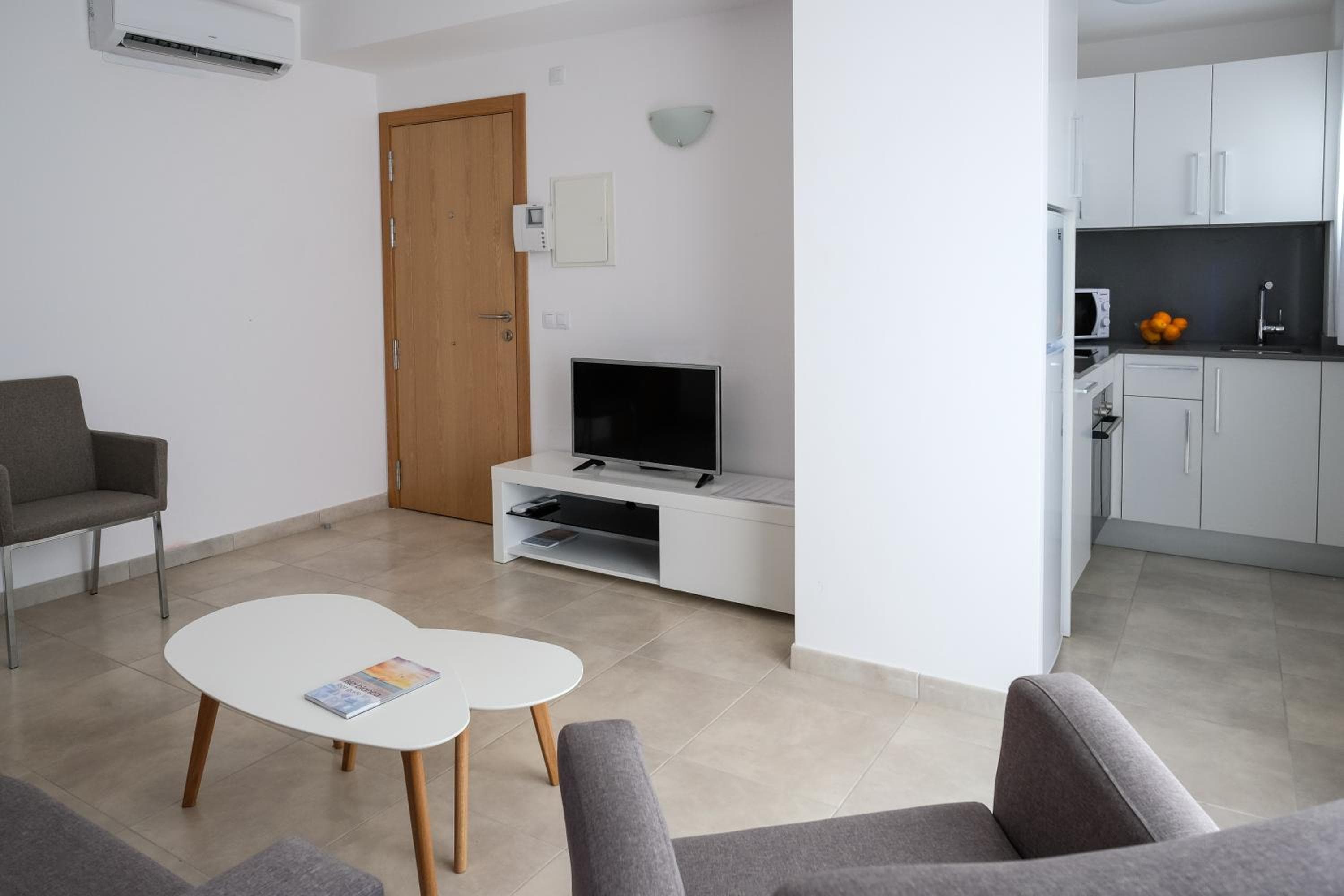 Sal Mar Suites — 3