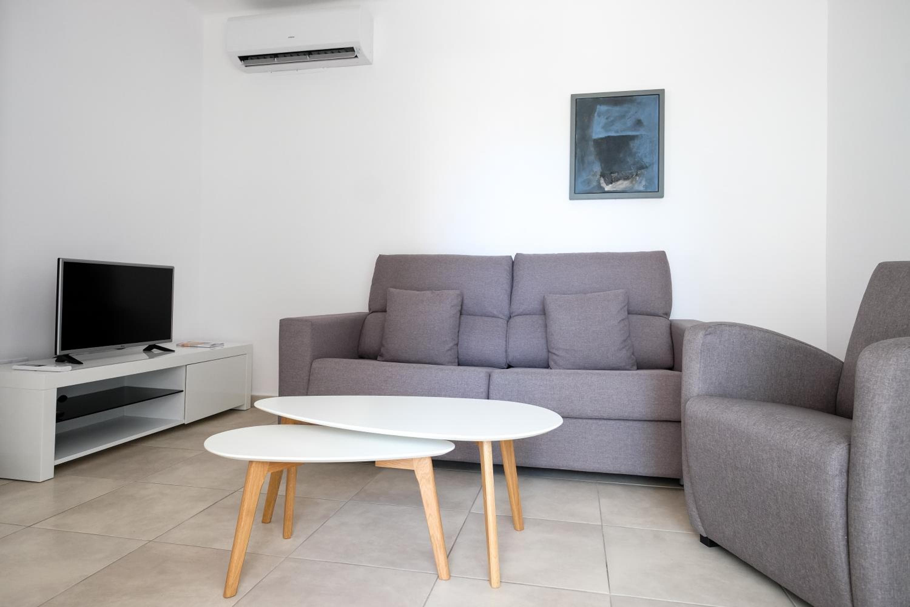 Sal Mar Suites — 27