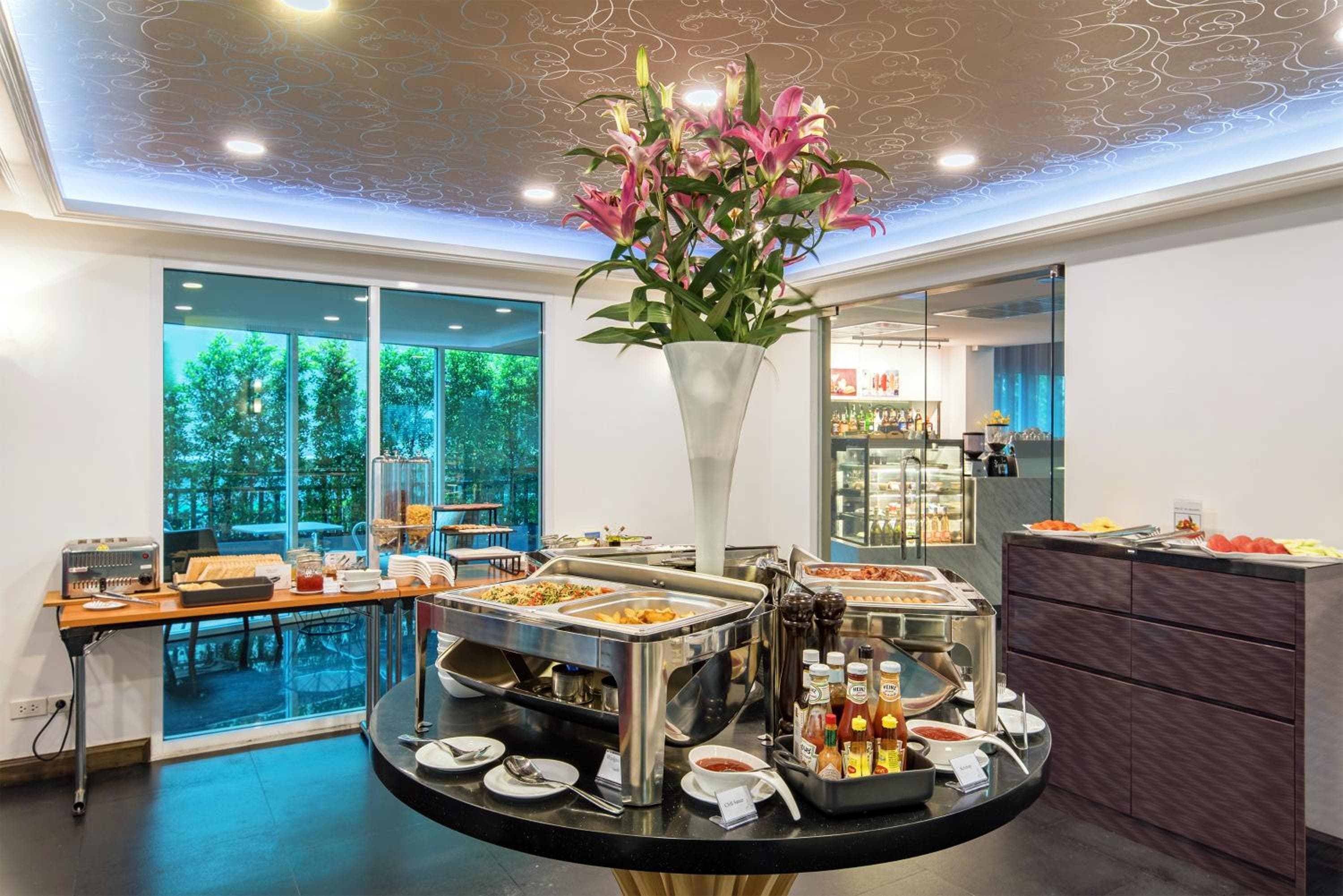 Anajak Bangkok Hotel - SHA Plus — 21