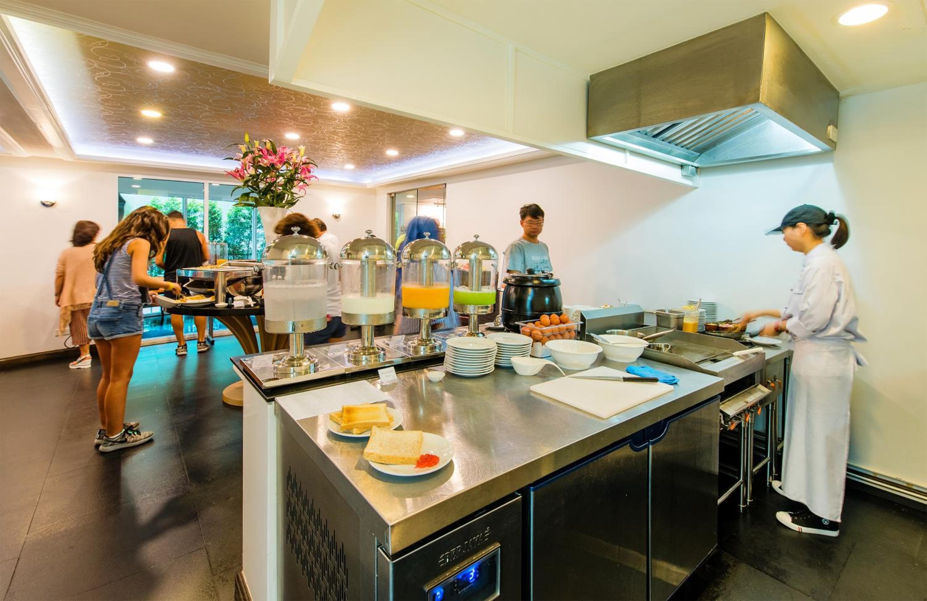Anajak Bangkok Hotel - SHA Plus — 26