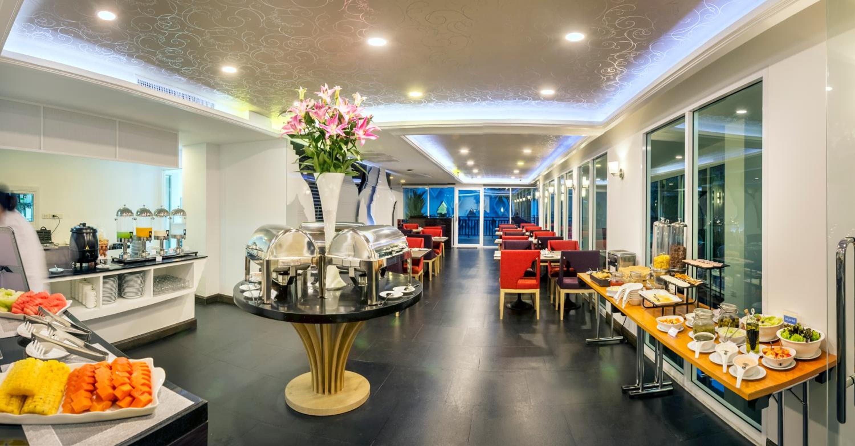 Anajak Bangkok Hotel - SHA Plus — 29