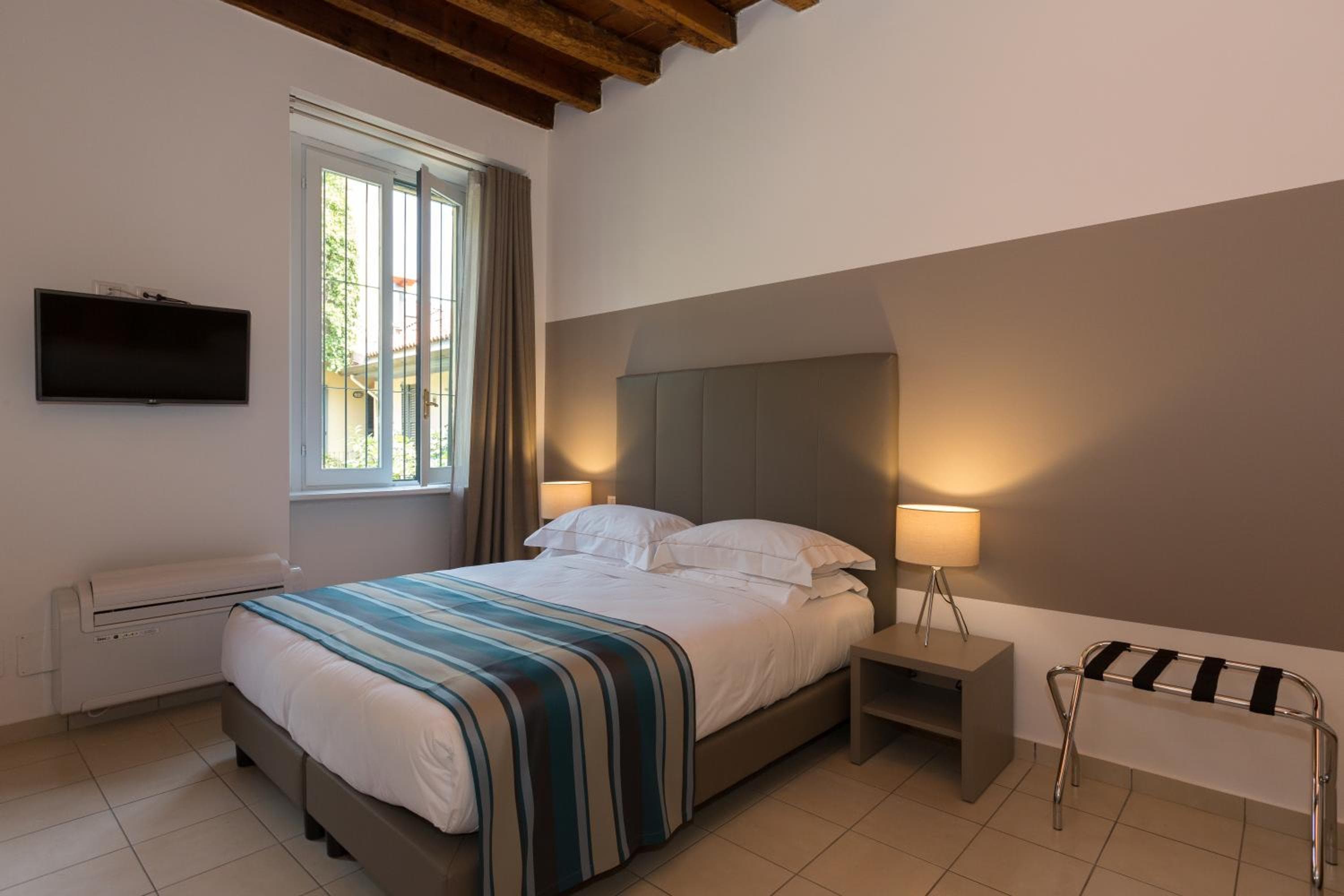 Ai Suma Hotel — 10