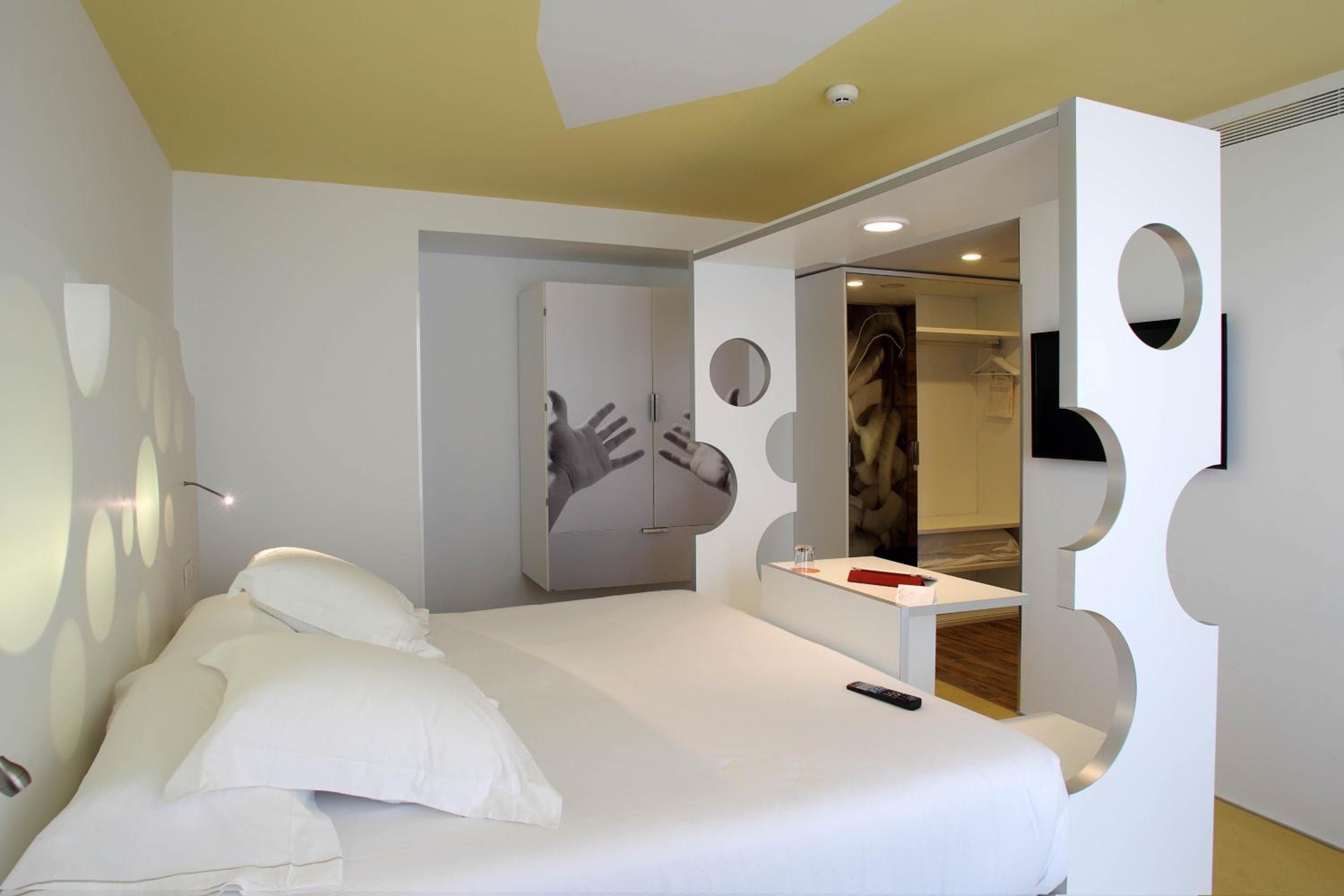 Room Mate Pau, Barcelona — 13