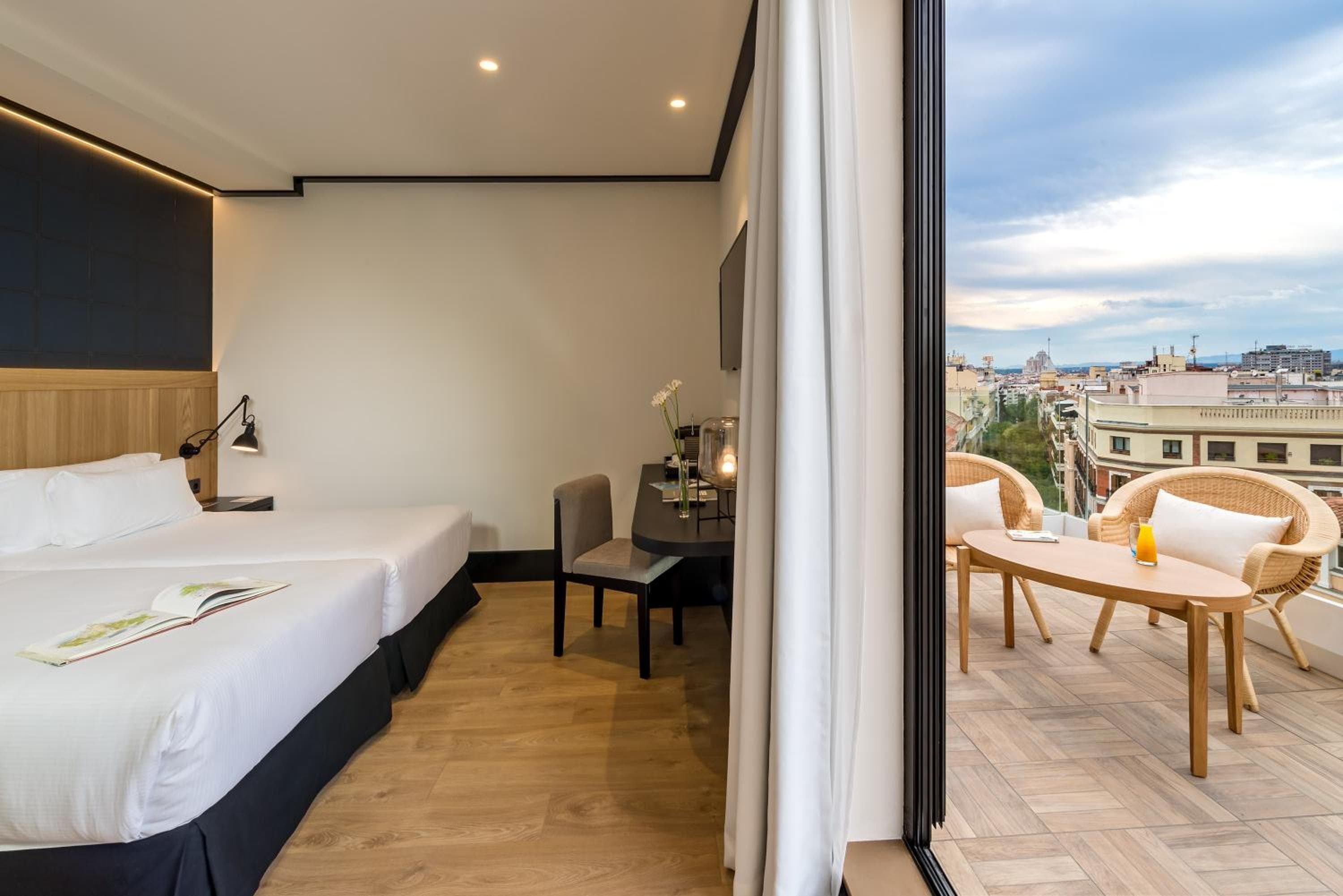 H10 Puerta de Alcalá 4 Sup — 19