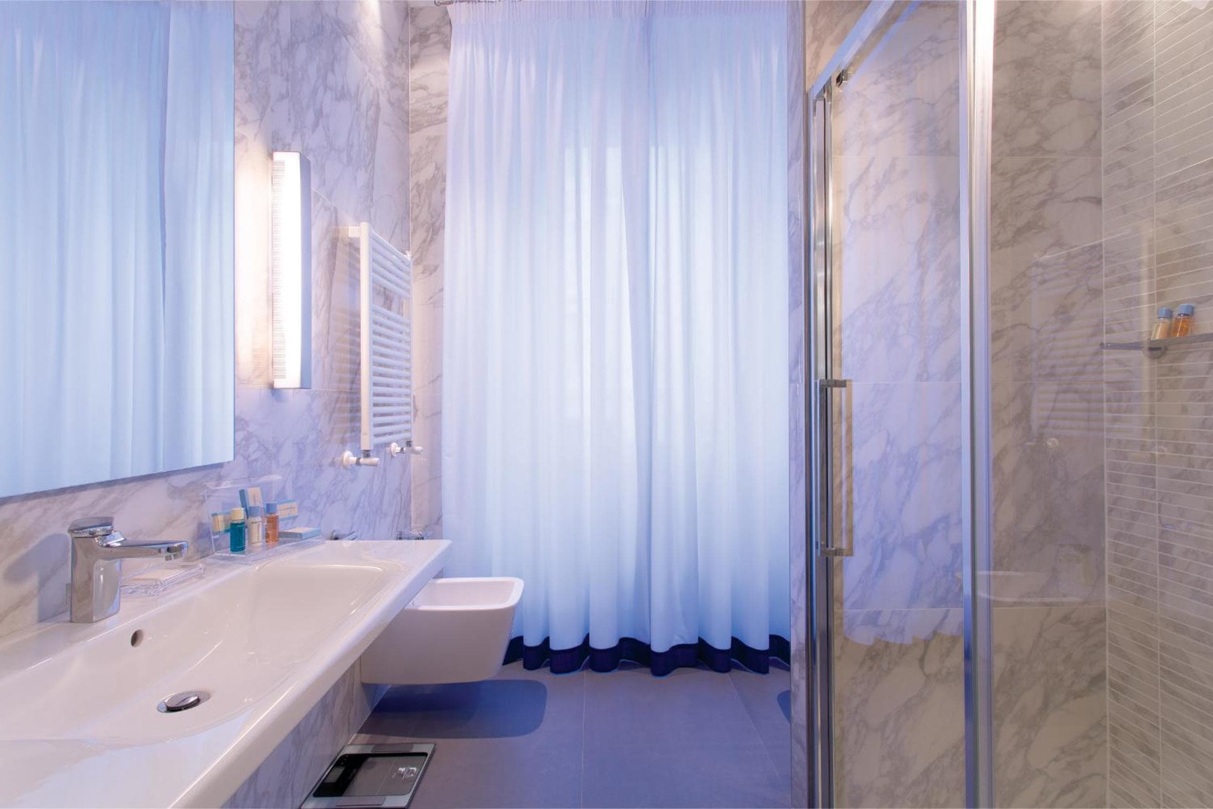 Stendhal Luxury Suites — 15