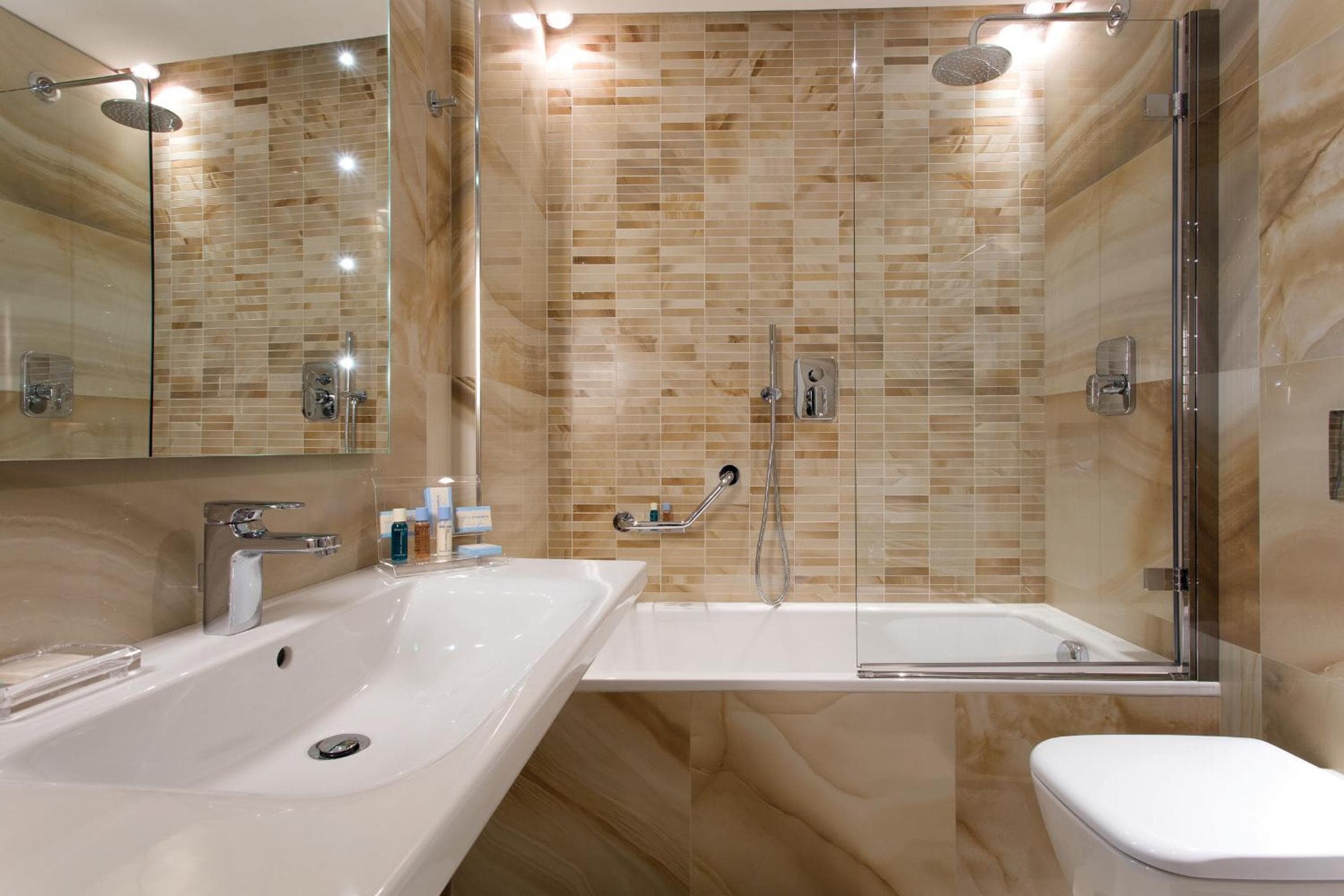 Stendhal Luxury Suites — 25